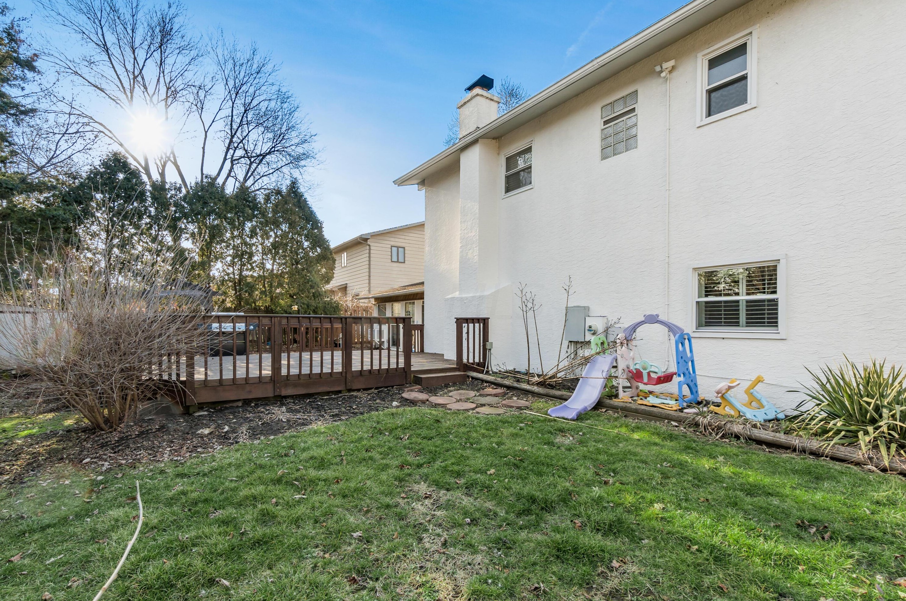 6252 Willowcrest Dr, Columbus OH  43229-2146 exterior