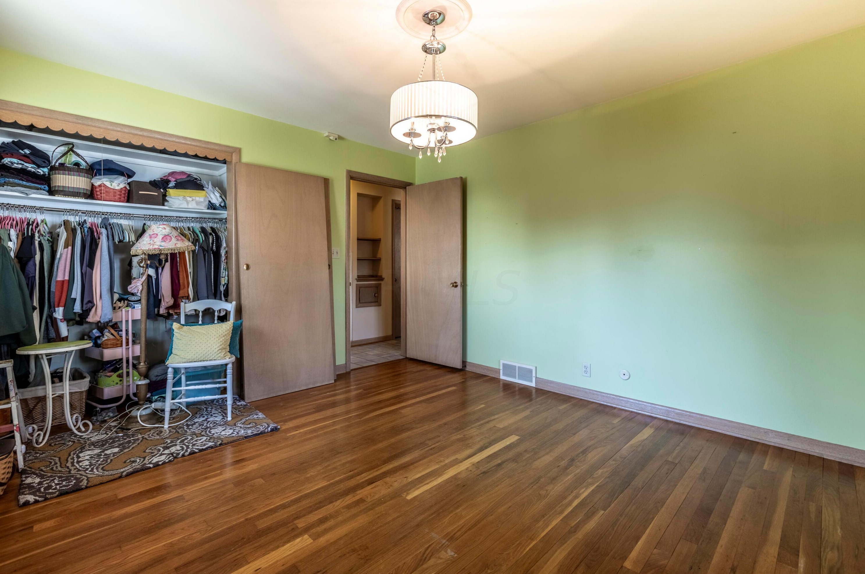 2525 Lakewood Dr, Columbus OH 43231-4859 exterior