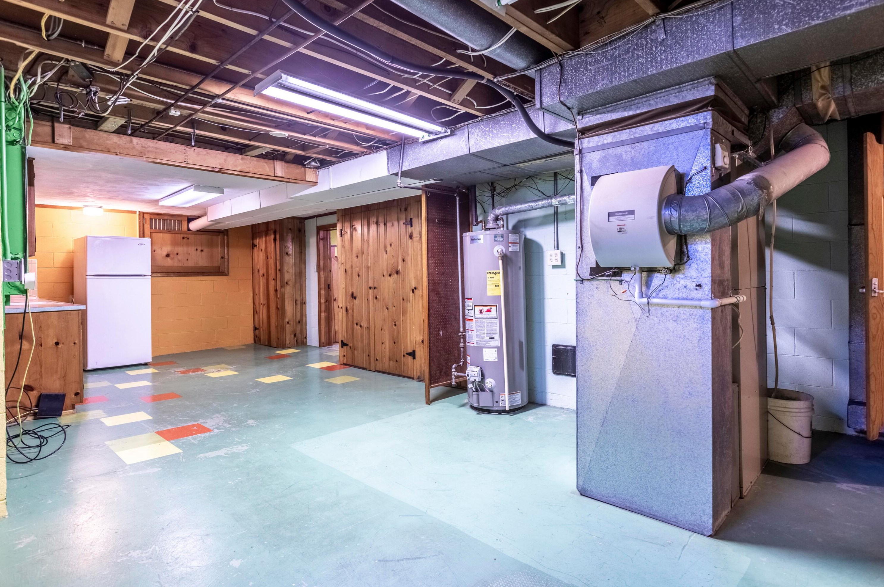 2525 Lakewood Dr, Columbus OH 43231-4859 exterior