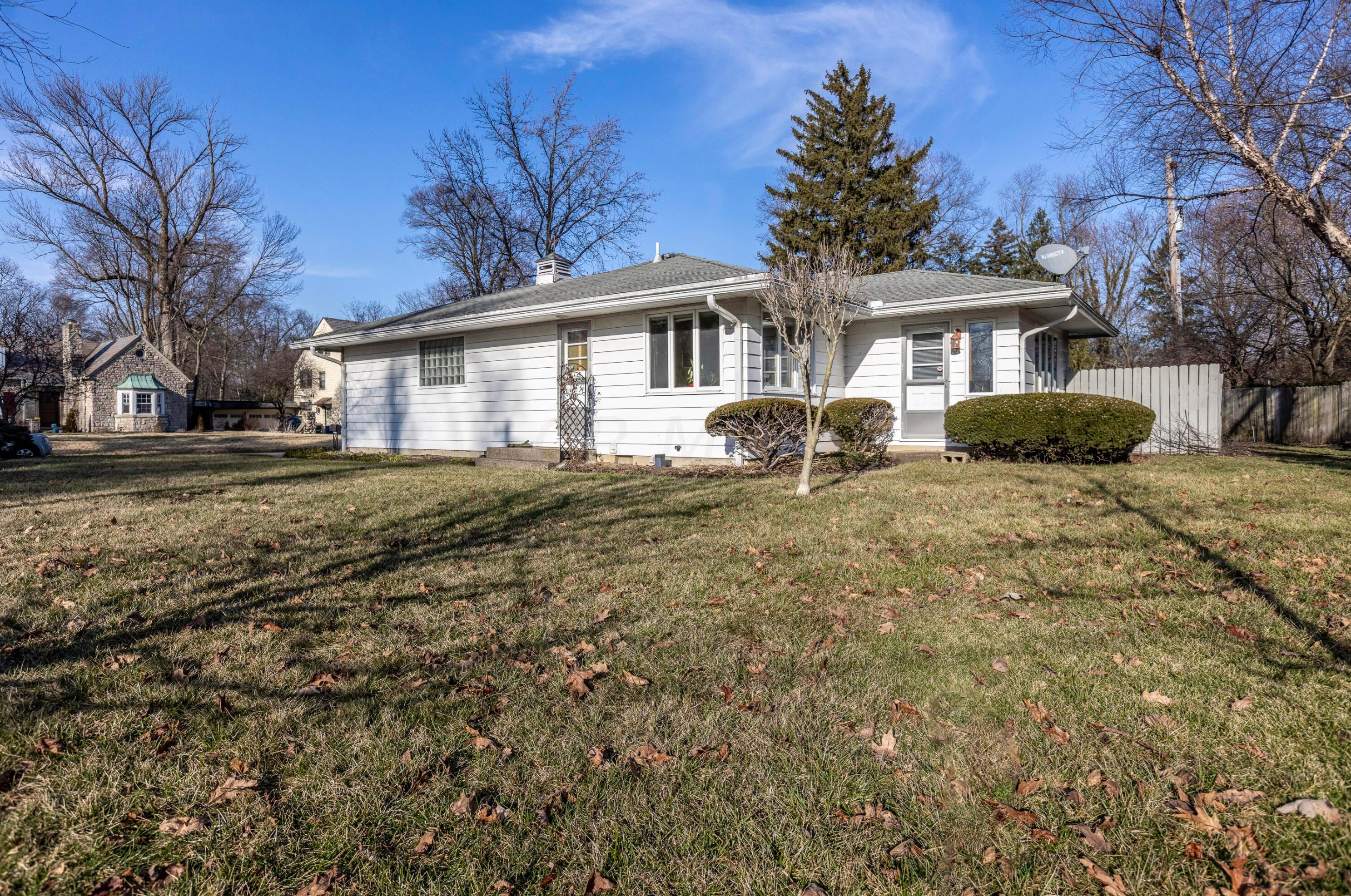 2525 Lakewood Dr, Columbus OH 43231-4859 exterior