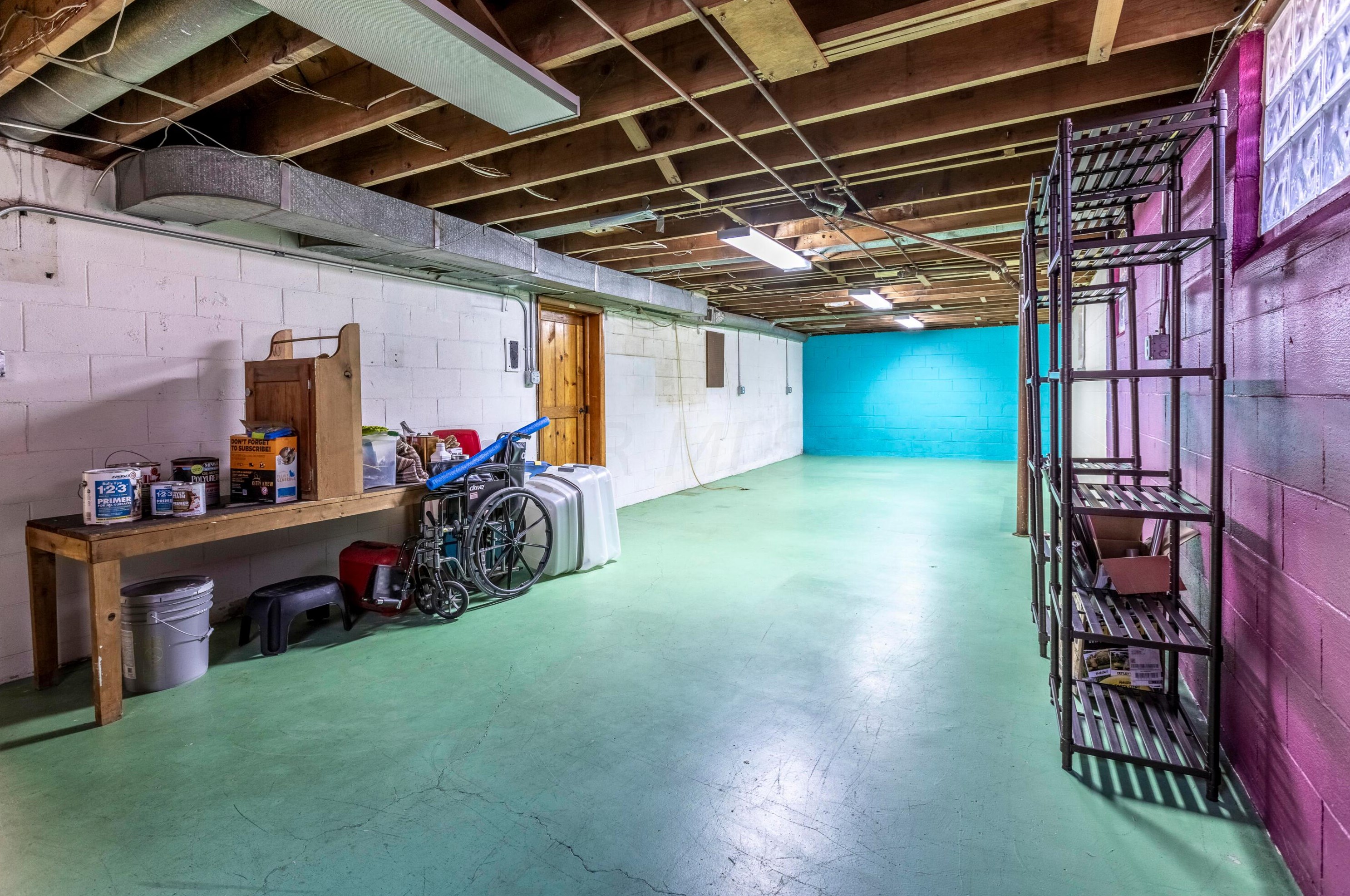 2525 Lakewood Dr, Columbus OH 43231-4859 exterior