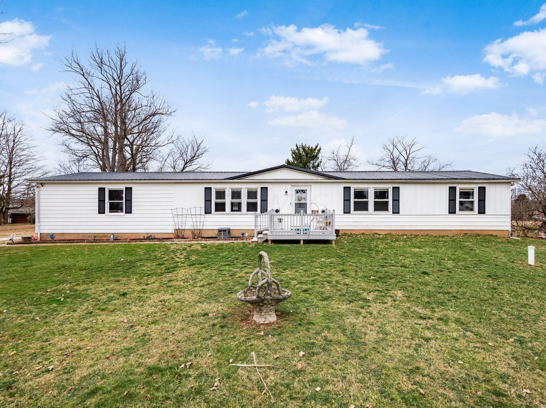 15934 Wooster Rd, Mount Vernon OH  43050-9764 exterior