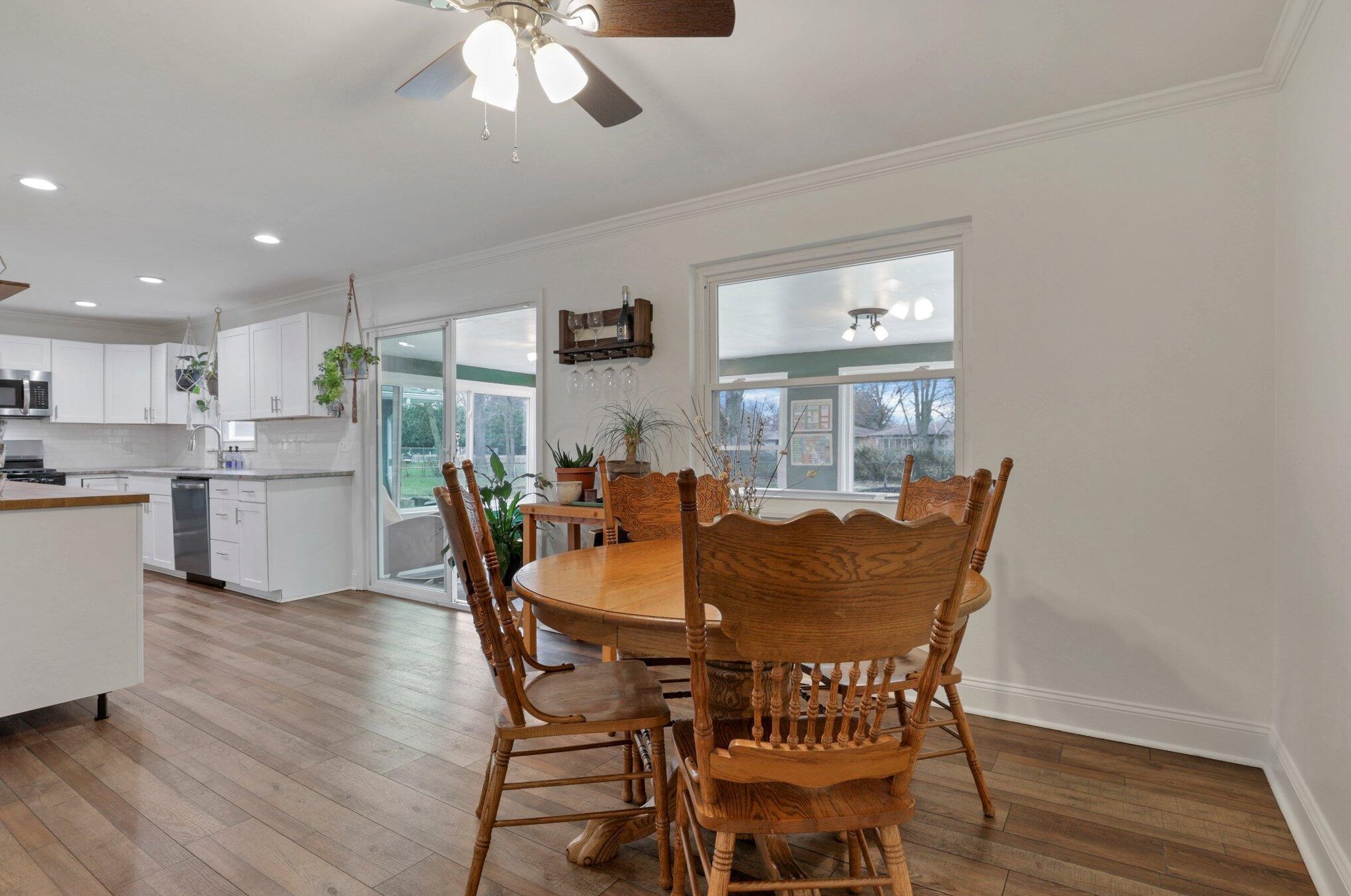 2887 Clermont Rd, Columbus OH  43209-3017 exterior