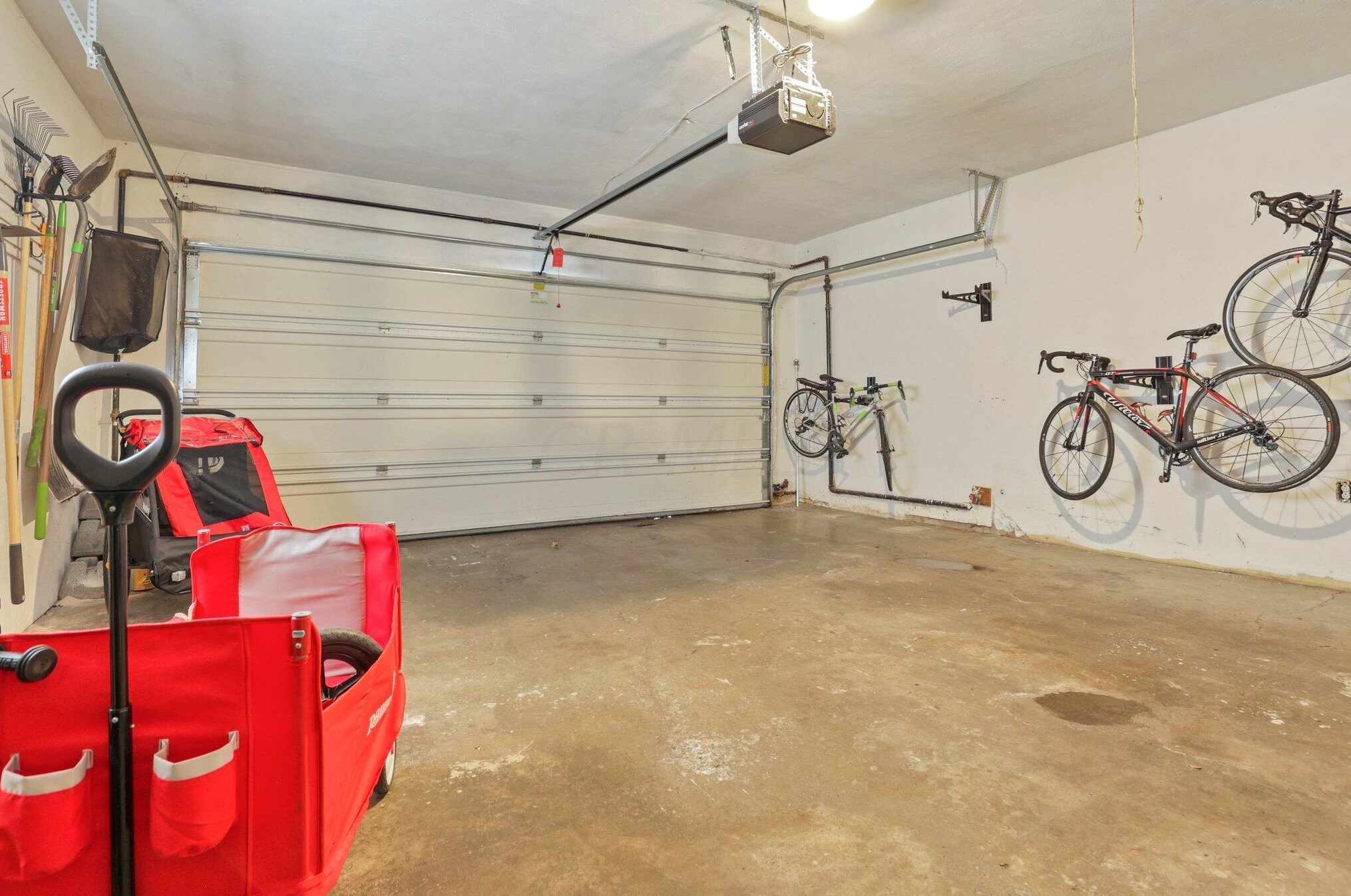 2887 Clermont Rd, Columbus OH  43209-3017 exterior