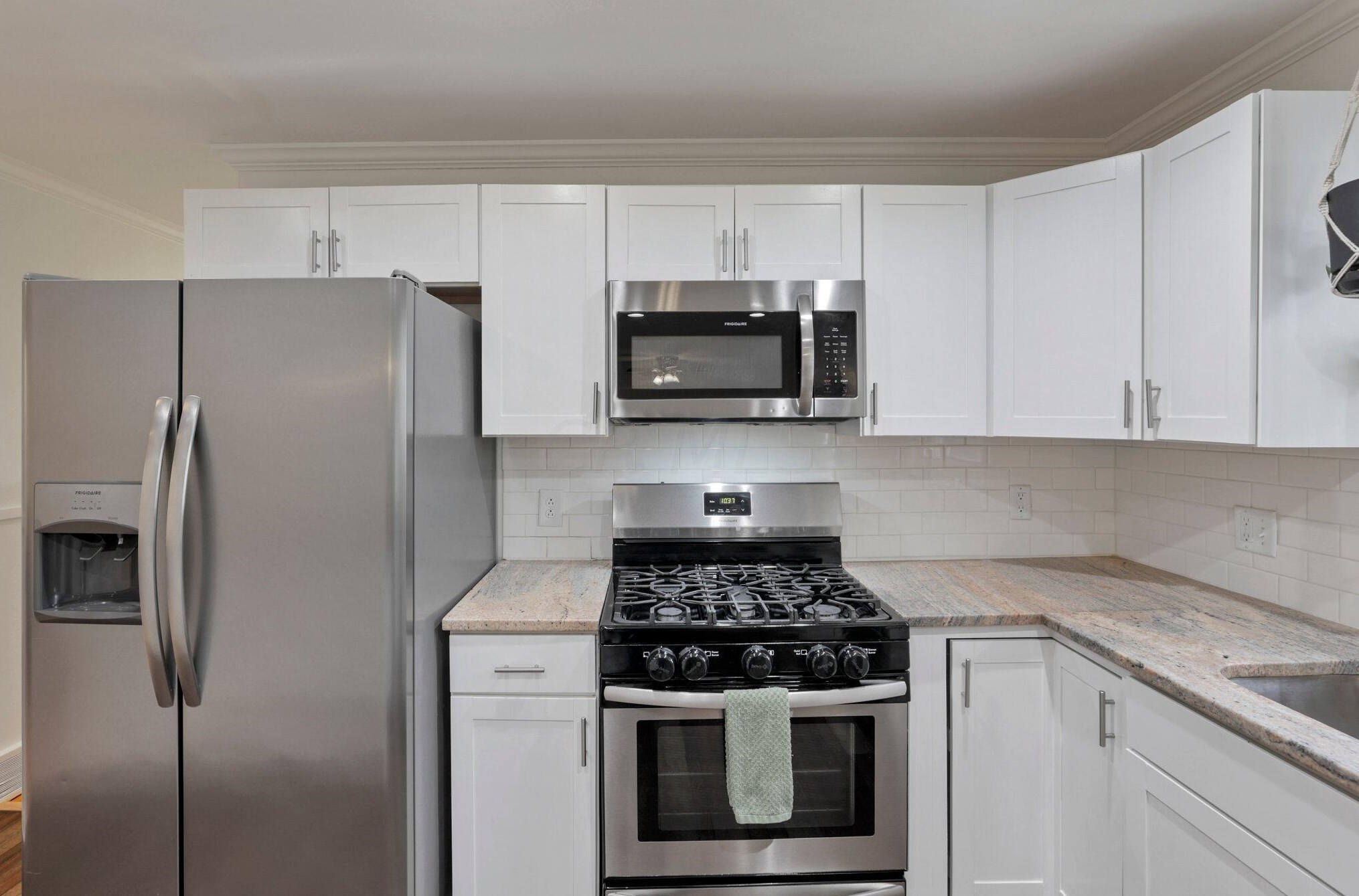 2887 Clermont Rd, Columbus OH  43209-3017 exterior