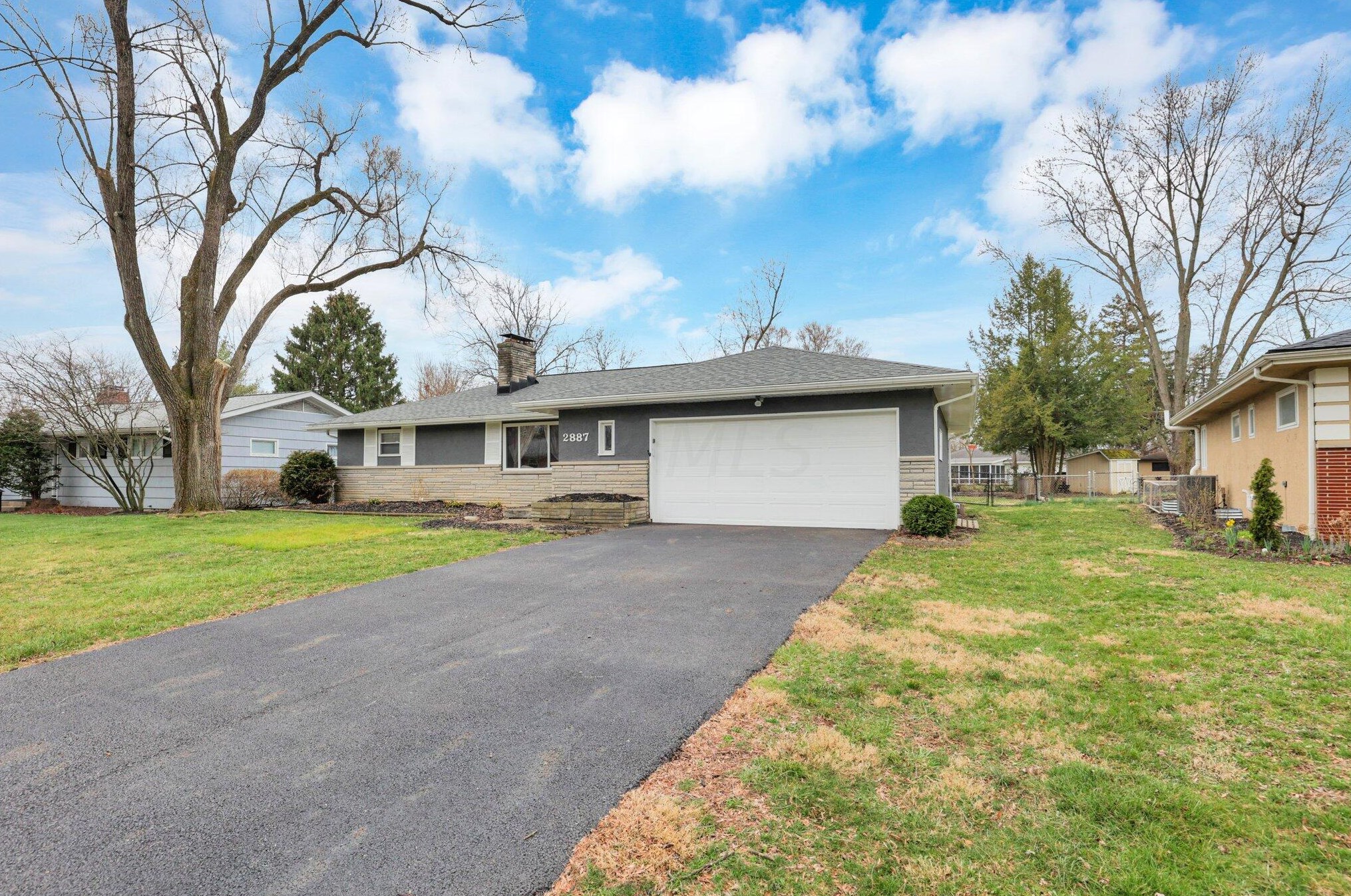 2887 Clermont Rd, Columbus OH  43209-3017 exterior