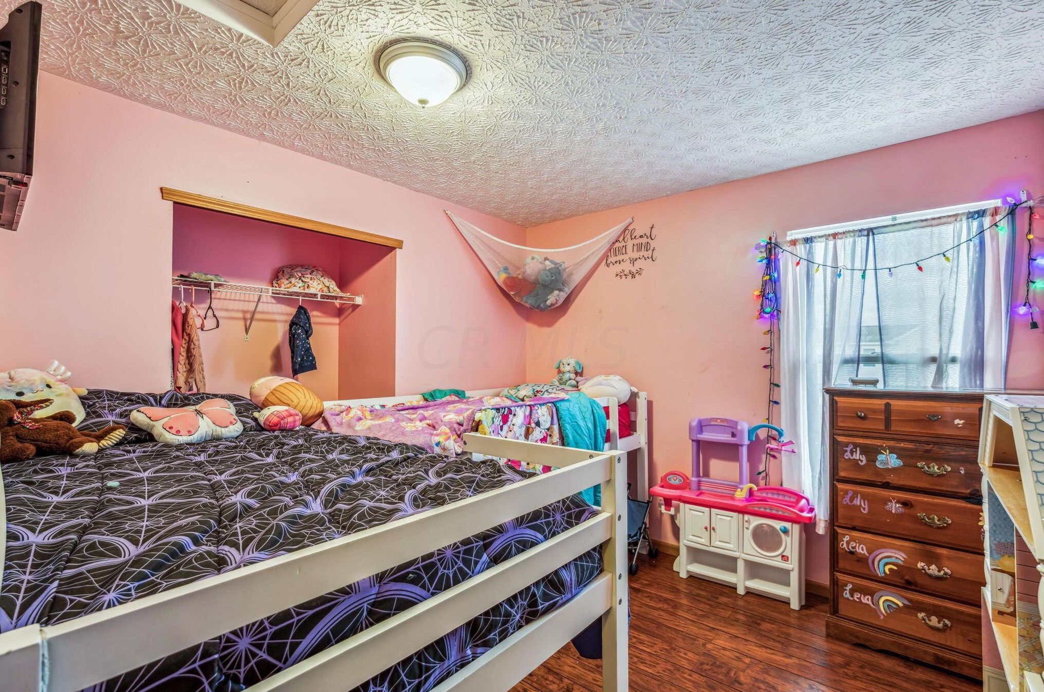 80 Richard Ave, Ashville OH  43103-9000 exterior