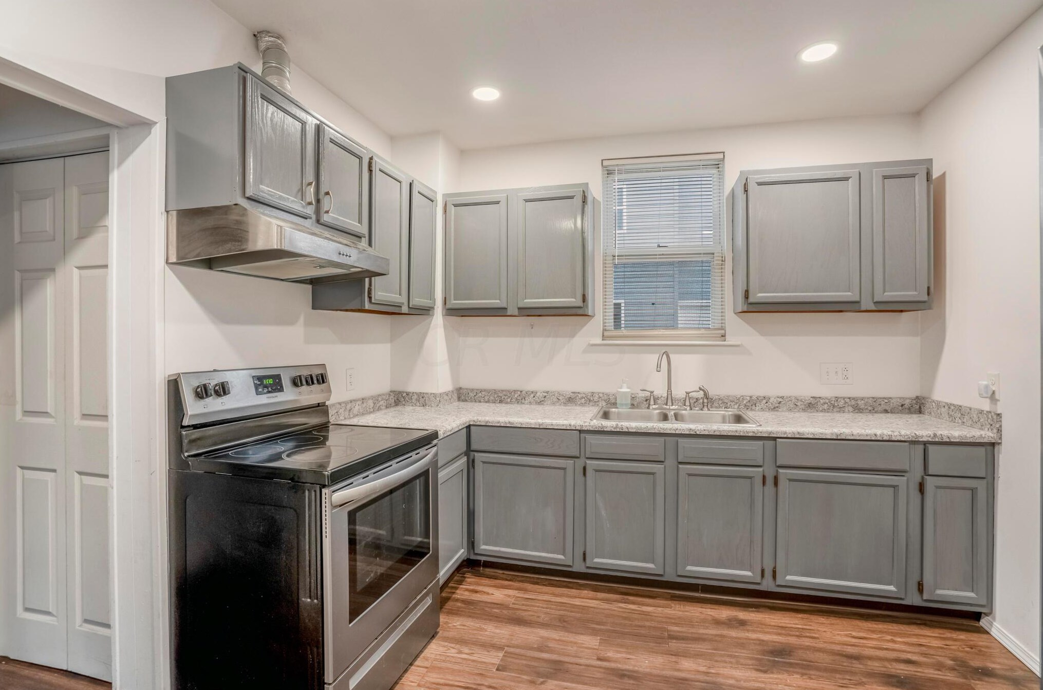 1356 21st Ave, Columbus OH  43211-2516 exterior