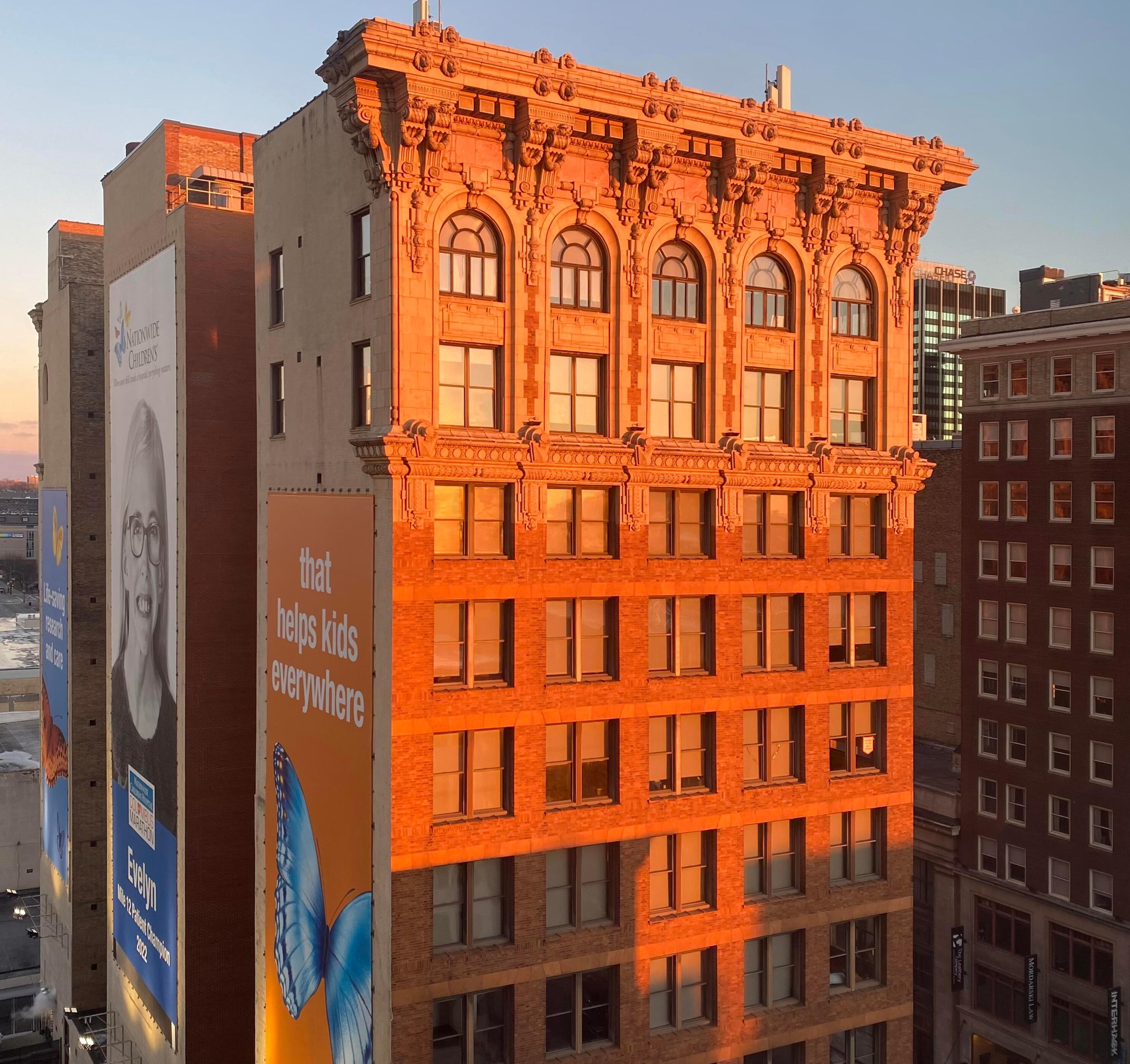 145 High St, Columbus OH  43230-3028 exterior