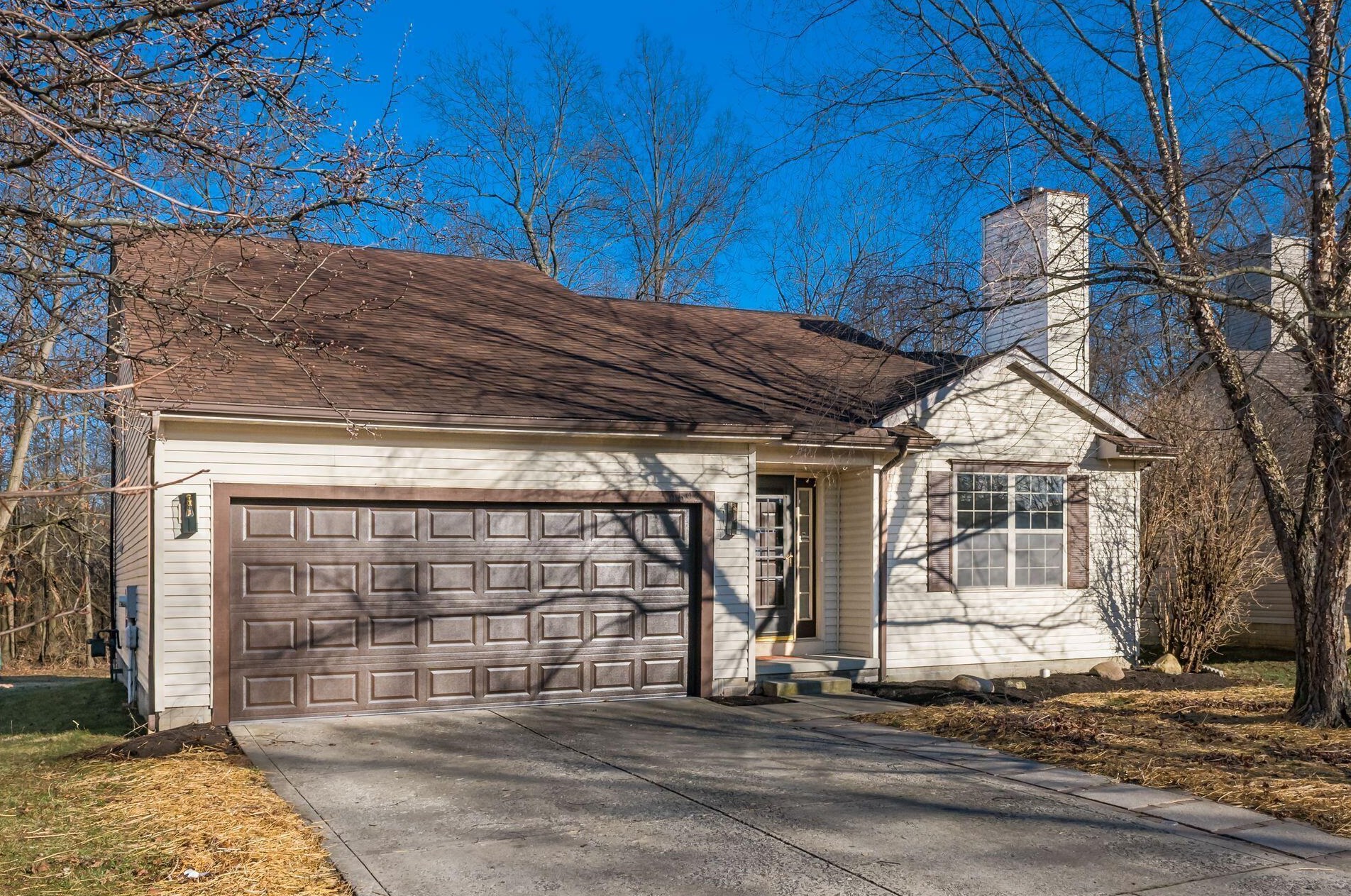 4592 Gilman Rd, Columbus OH  43228-6470 exterior