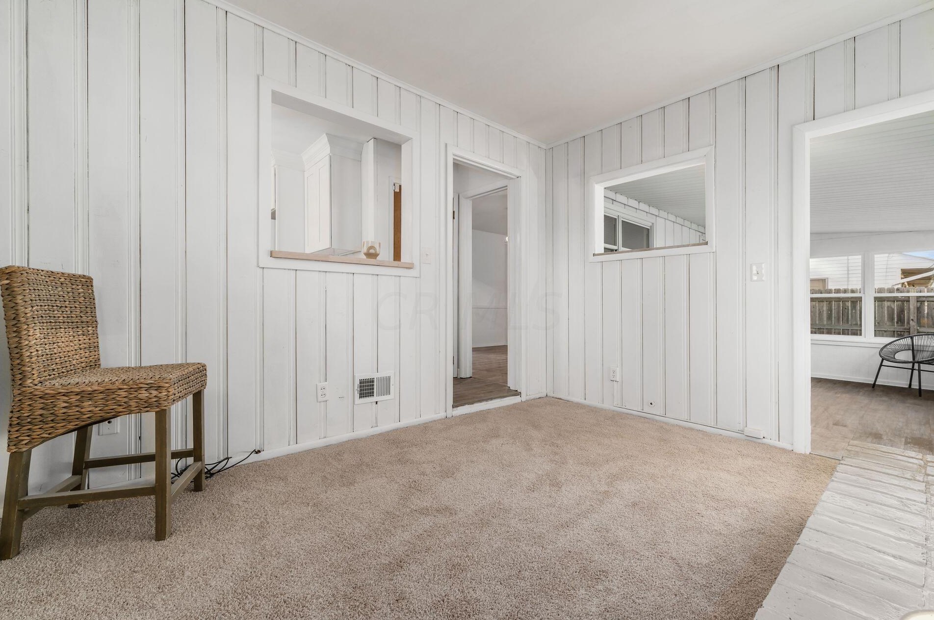 2260 Shrewsbury Rd, Columbus OH  43221-1232 exterior