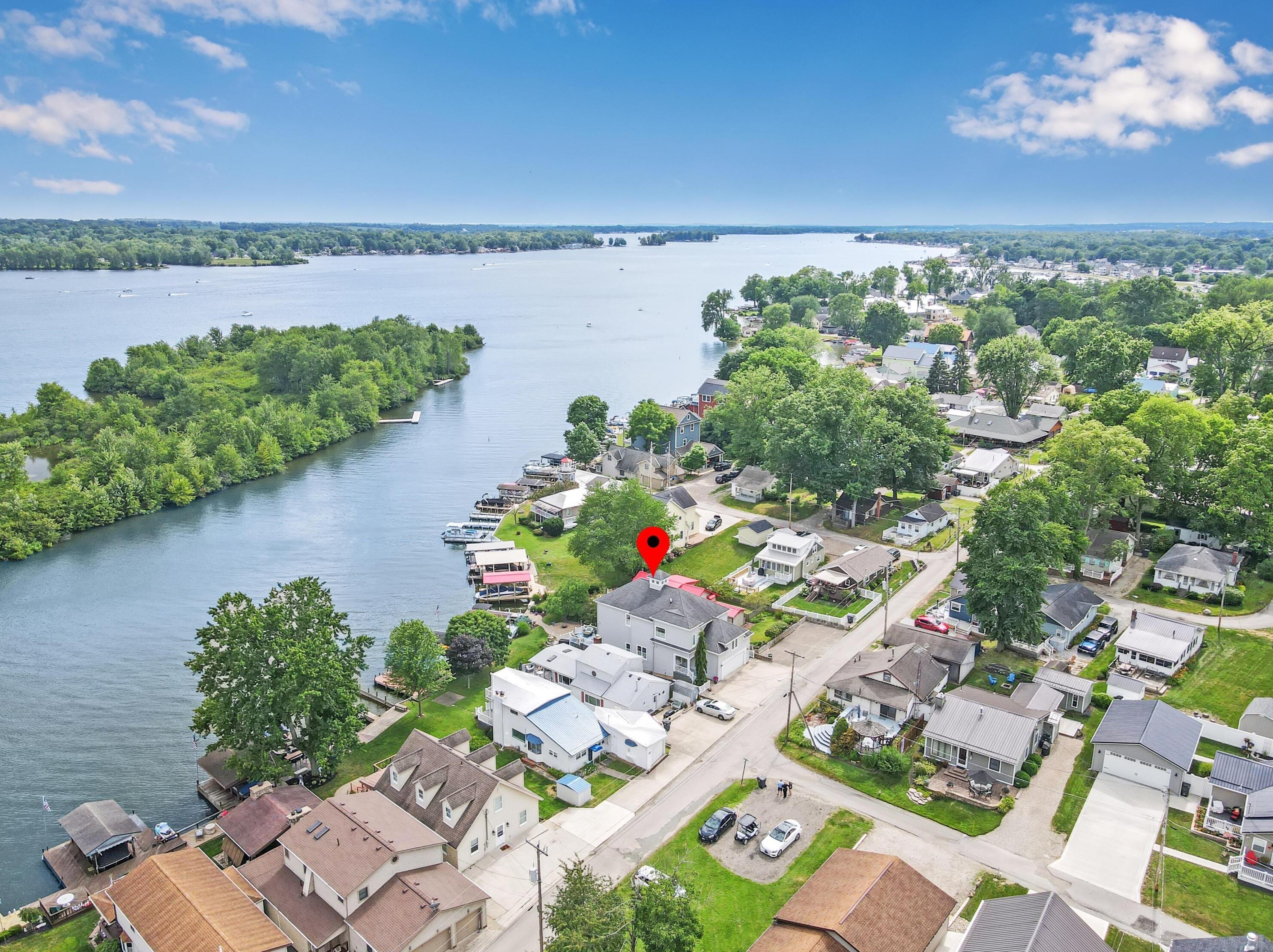 182 Cranberry Ln, Buckeye Lake OH  43008-7832 exterior