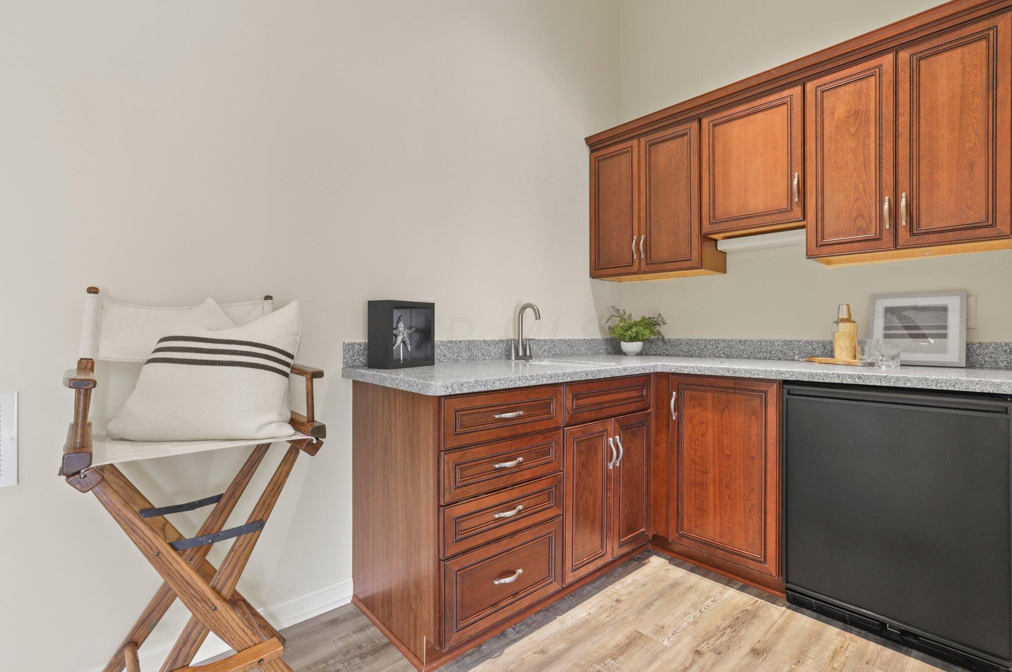 182 Cranberry Ln, Buckeye Lake OH  43008-7832 exterior