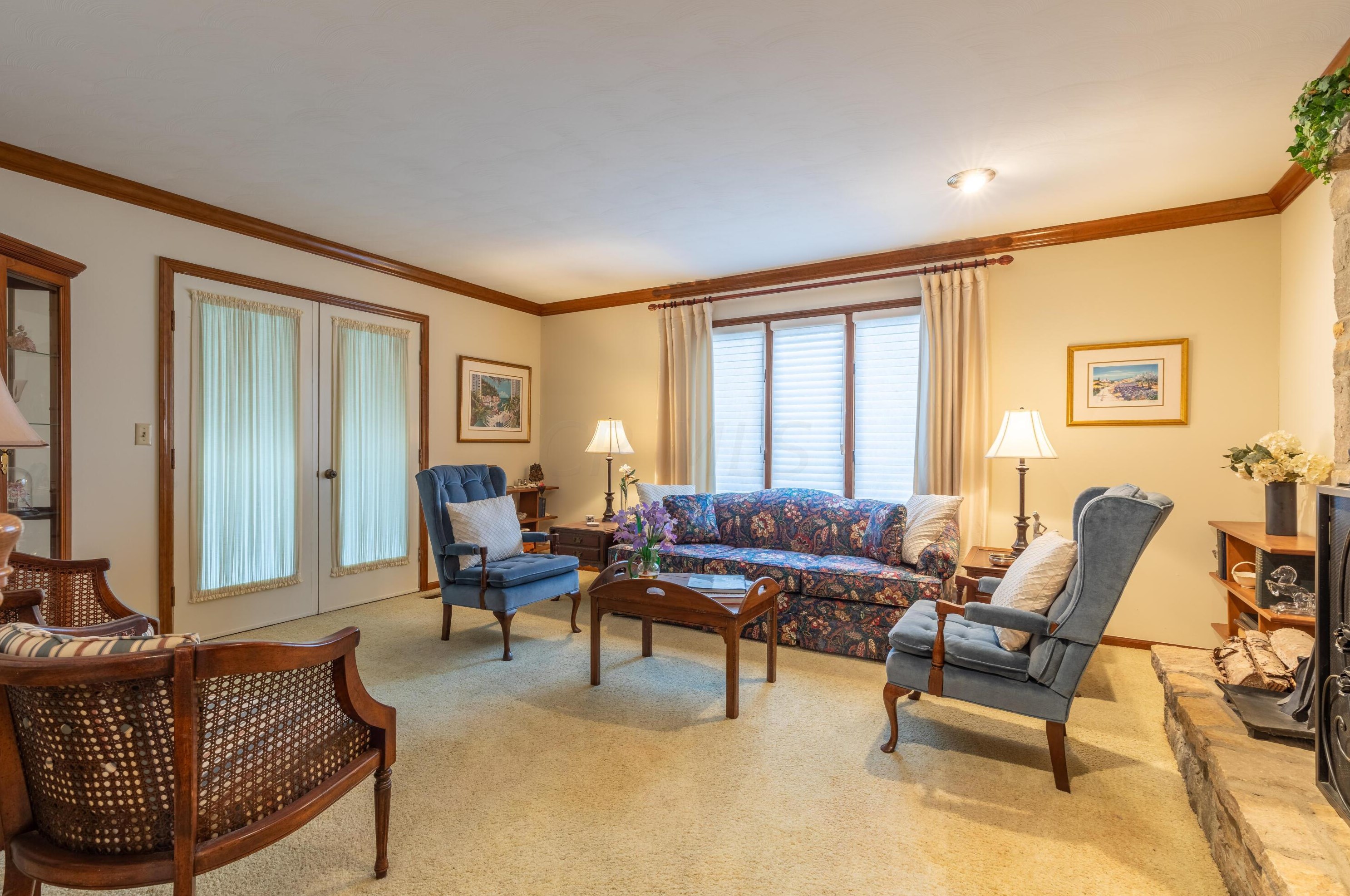 8398 Kilbirnie Ct, Dublin OH  43017-9732 exterior