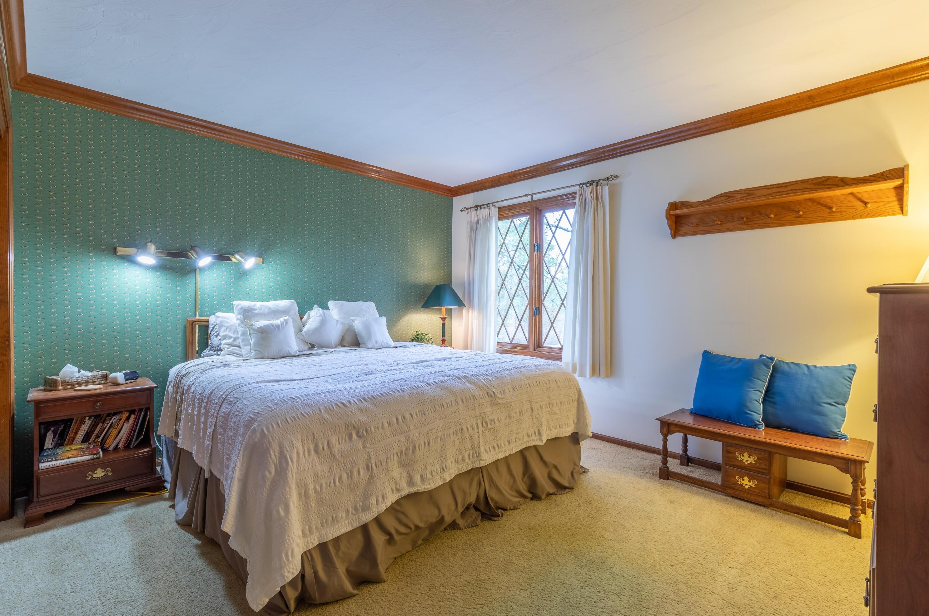 8398 Kilbirnie Ct, Dublin OH  43017-9732 exterior