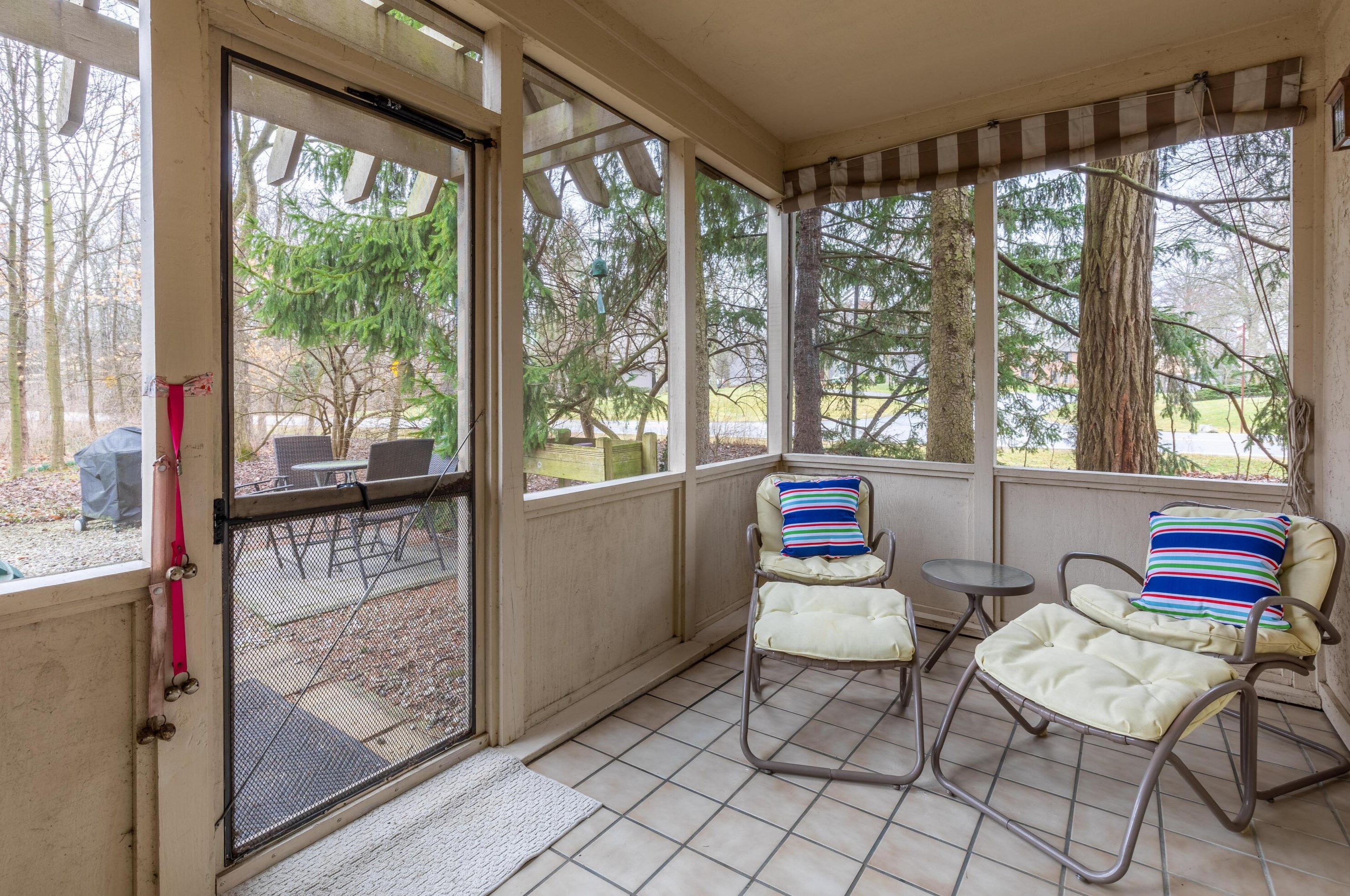 8398 Kilbirnie Ct, Dublin OH  43017-9732 exterior