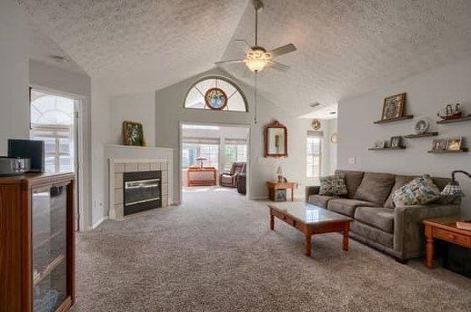 6690 Lakeview Cir, Cnl Wnchstr OH  43110-1255 exterior