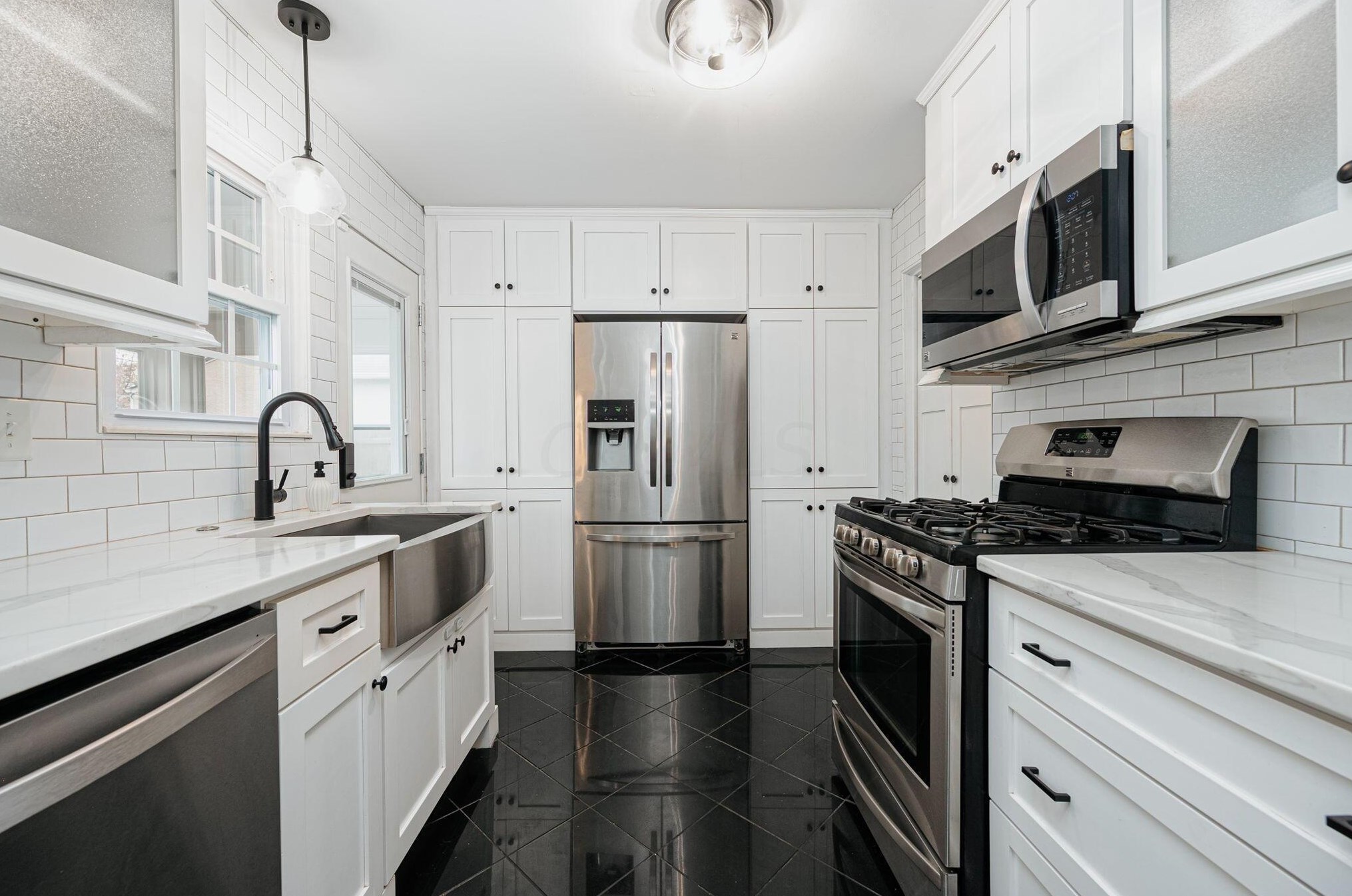 2388 Livingston Ave, Columbus OH  43209-2845 exterior