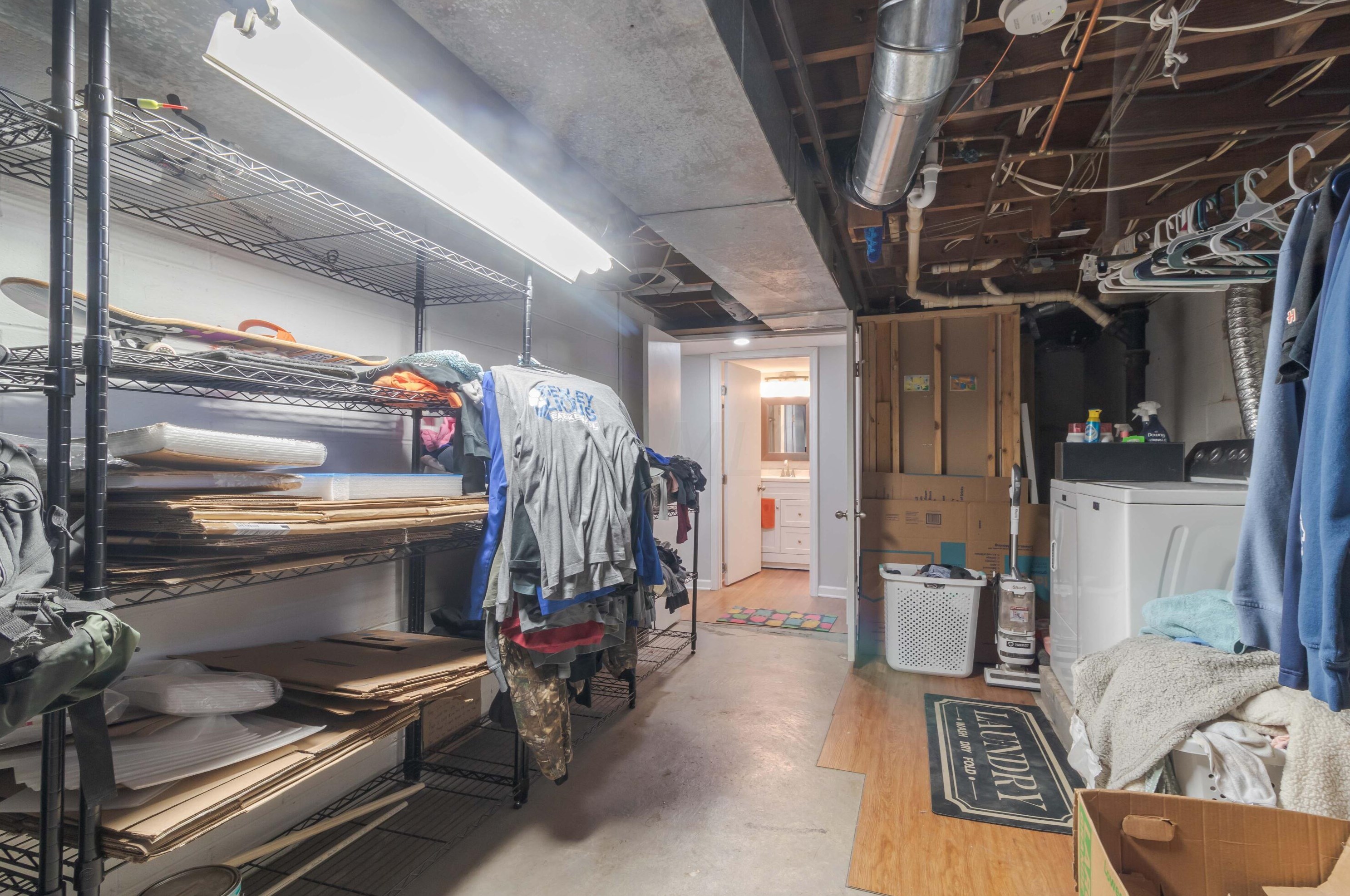 2590 Ruhl Ave, Columbus OH 43209-1172 exterior