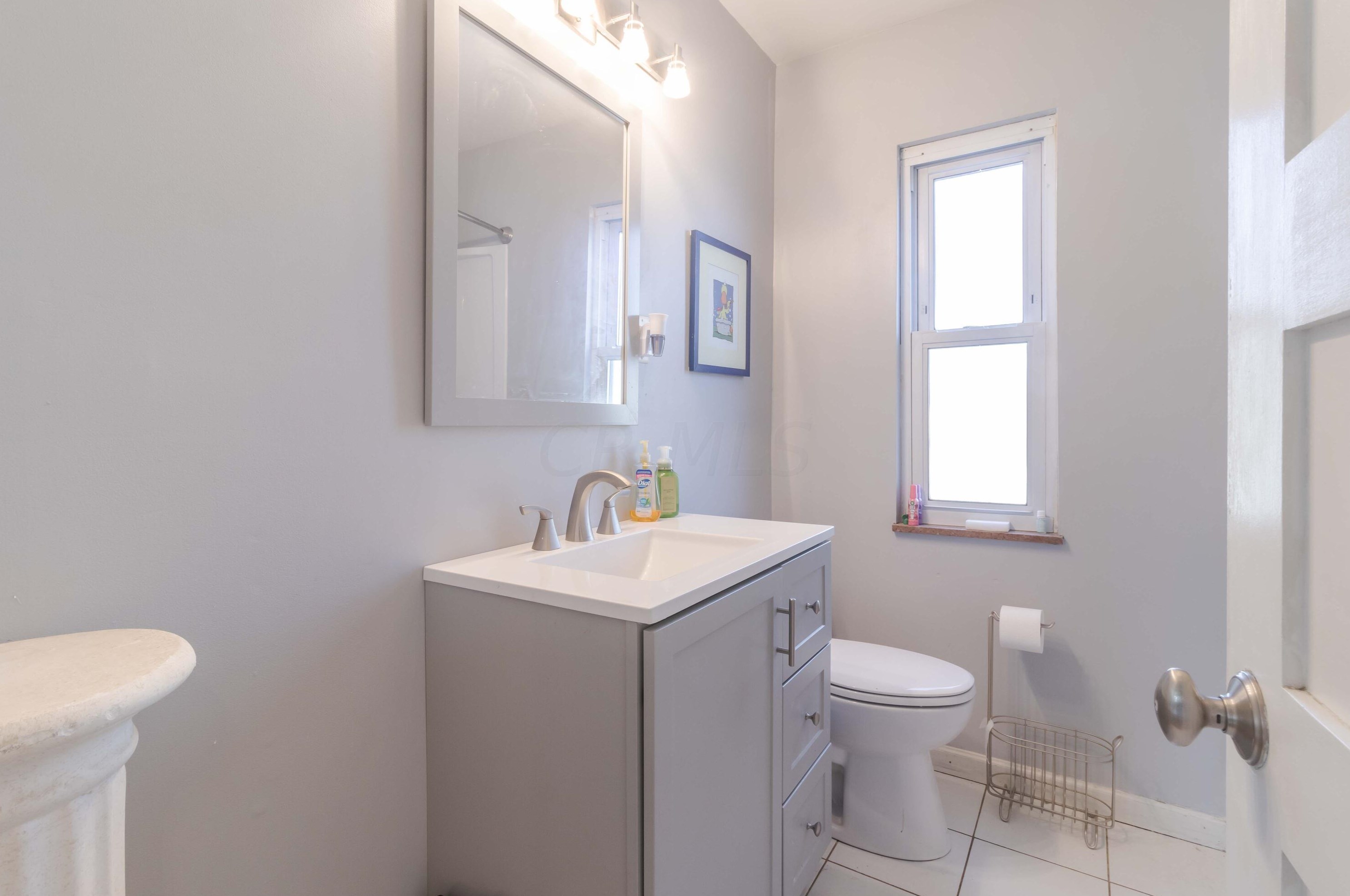 2590 Ruhl Ave, Columbus OH 43209-1172 exterior