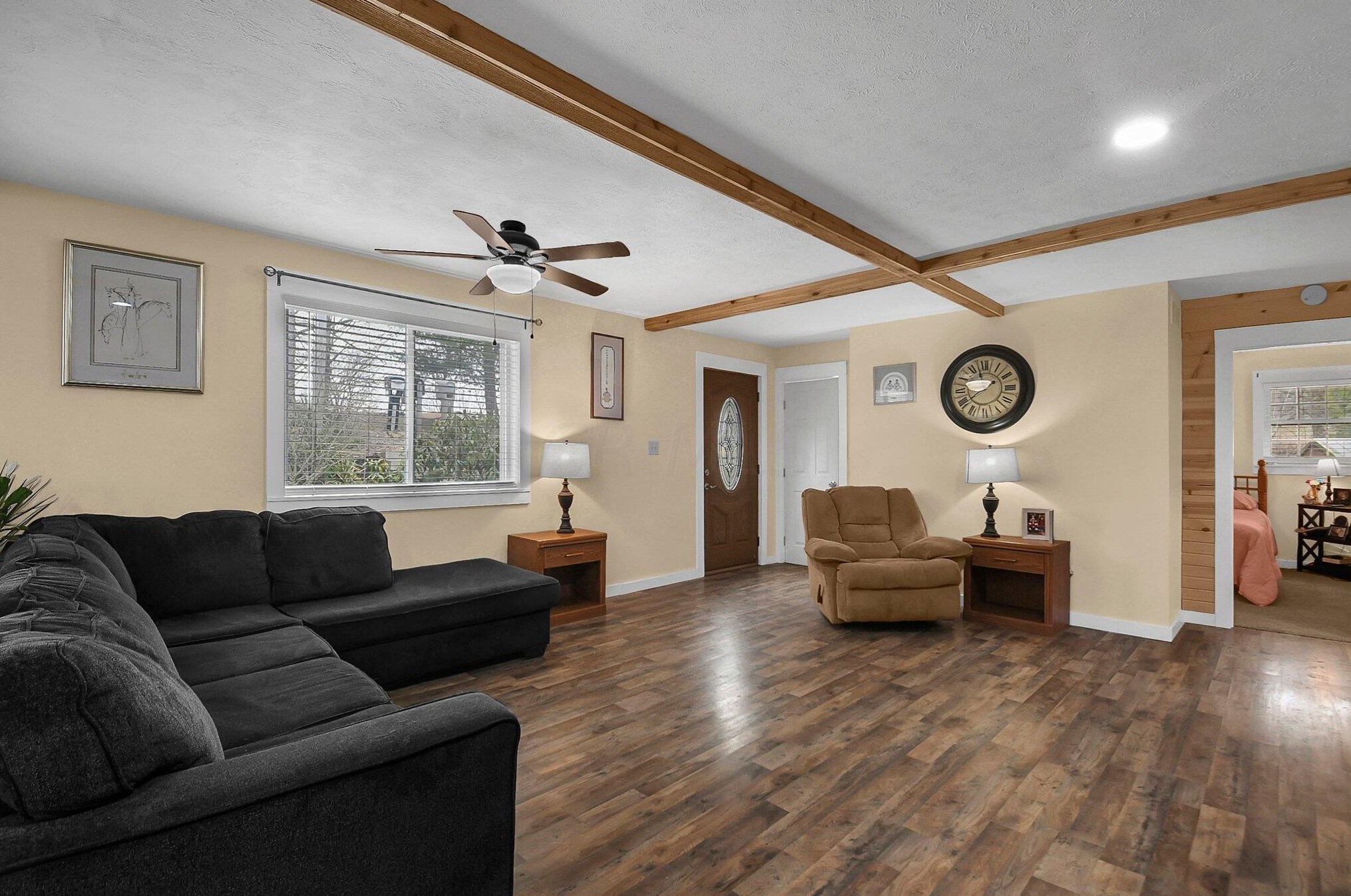 2377 Pumpkinvine Rd, Lancaster OH  43130-8010 exterior