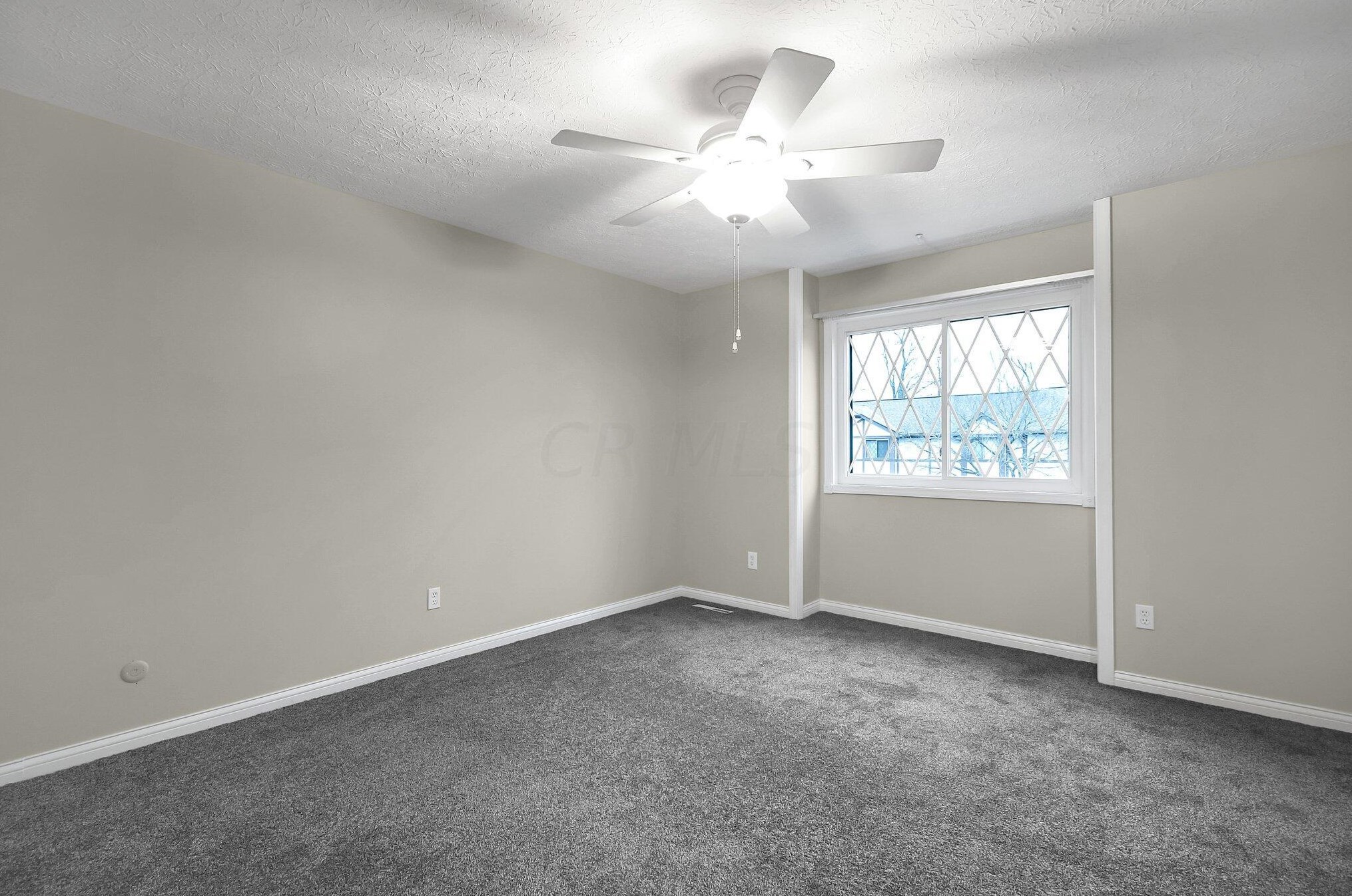 3084 Highcliff Ct, Columbus OH 43231-2344 exterior