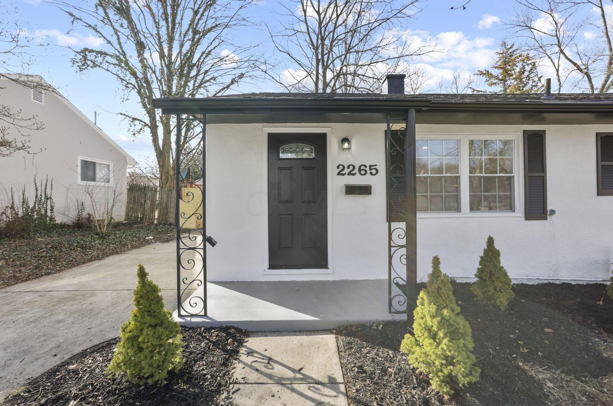 2265 Edgevale Rd, Columbus OH  43221-1216 exterior