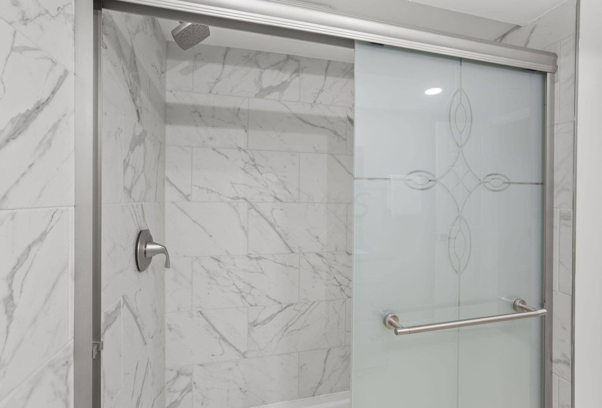 2265 Edgevale Rd, Columbus OH  43221-1216 exterior