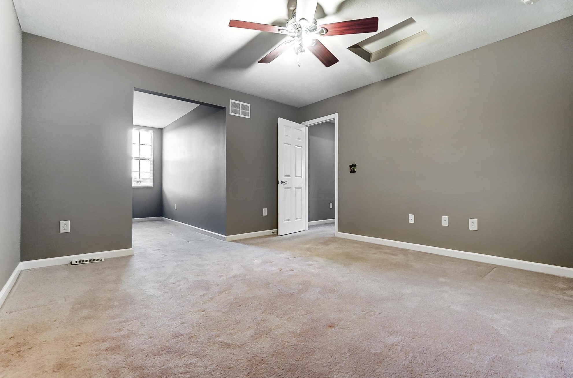 5193 Avery Oak Dr, Dublin OH  43016-7357 exterior