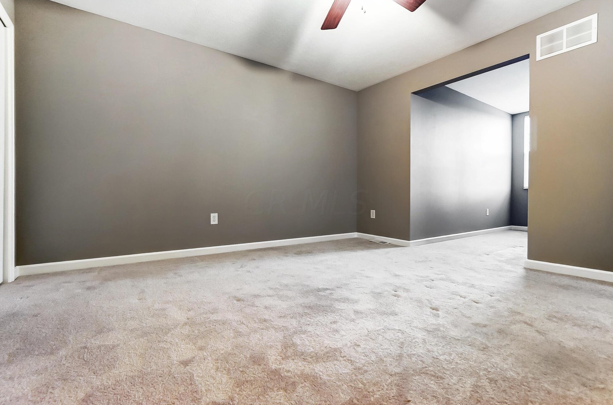 5193 Avery Oak Dr, Dublin OH  43016-7357 exterior