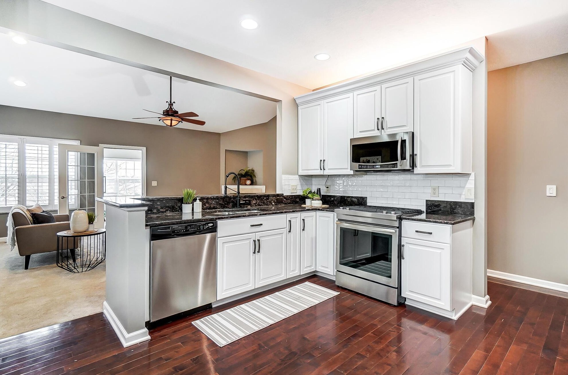 5193 Avery Oak Dr, Dublin OH  43016-7357 exterior