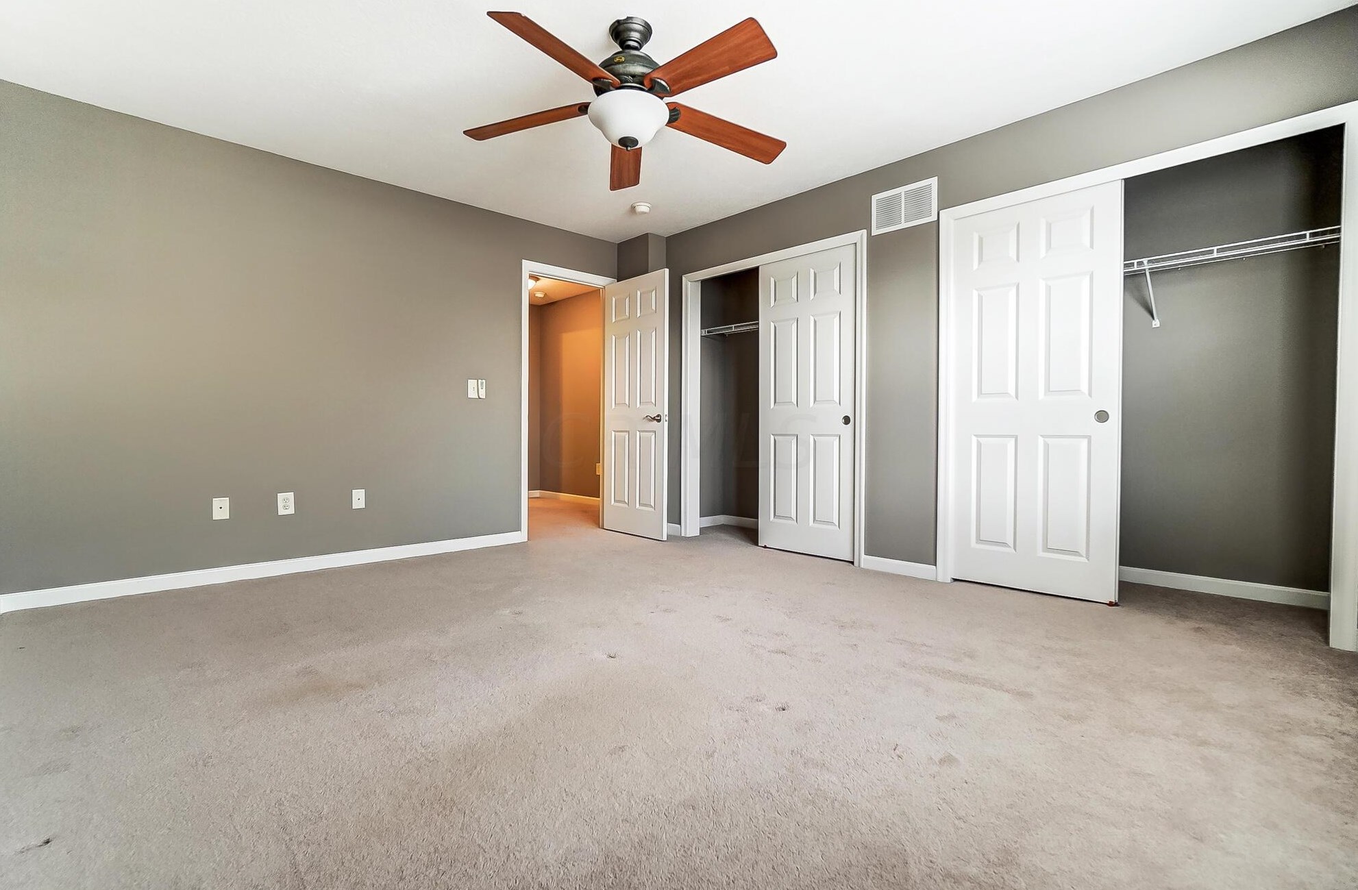 5193 Avery Oak Dr, Dublin OH  43016-7357 exterior