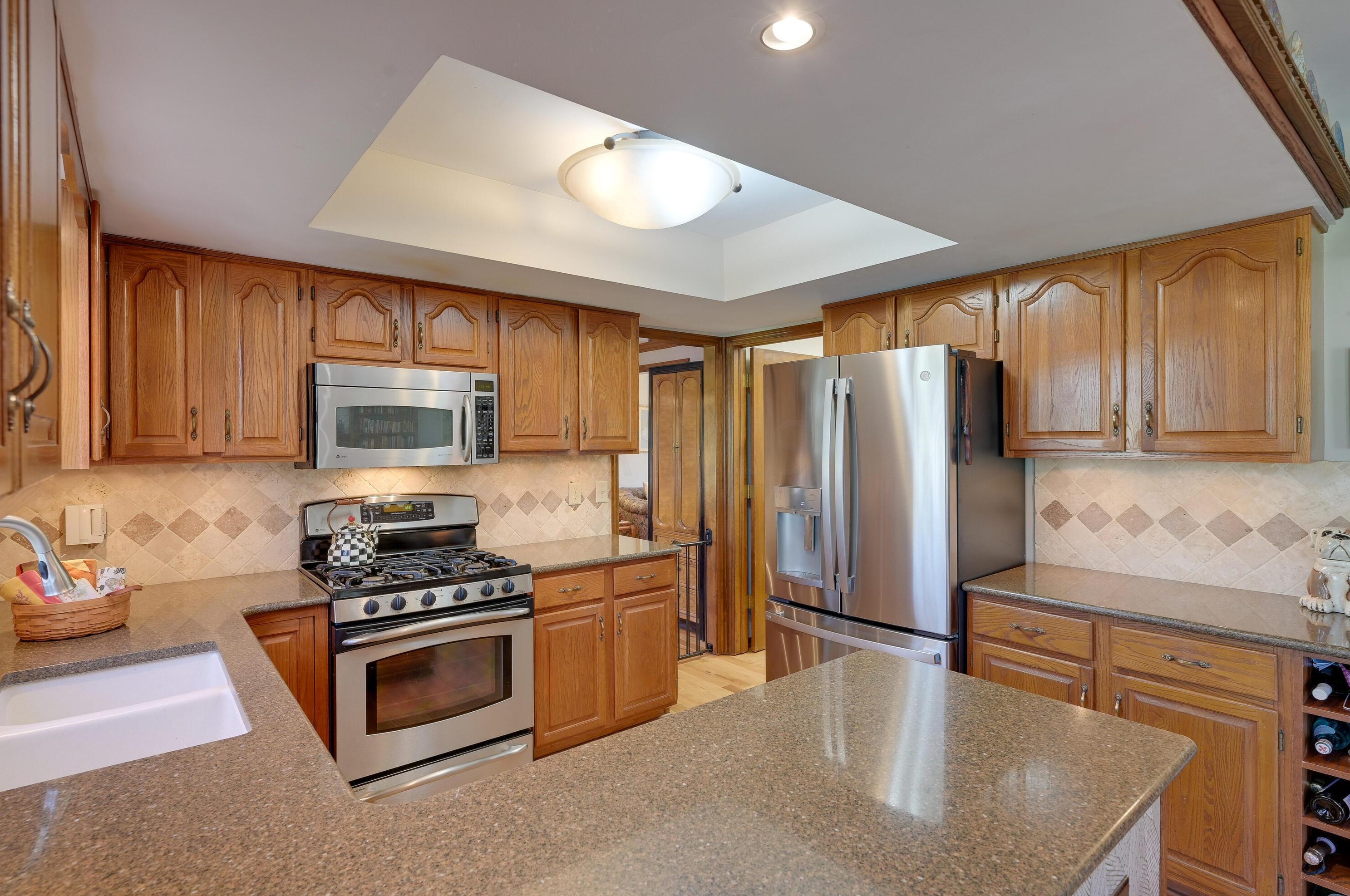 6286 Deeside Dr, Dublin OH  43017-9459 exterior