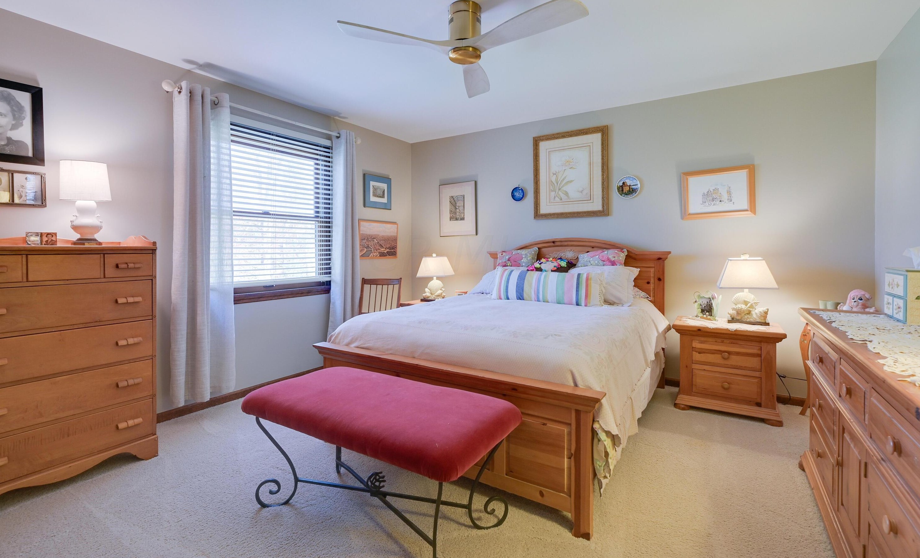 6286 Deeside Dr, Dublin OH  43017-9459 exterior