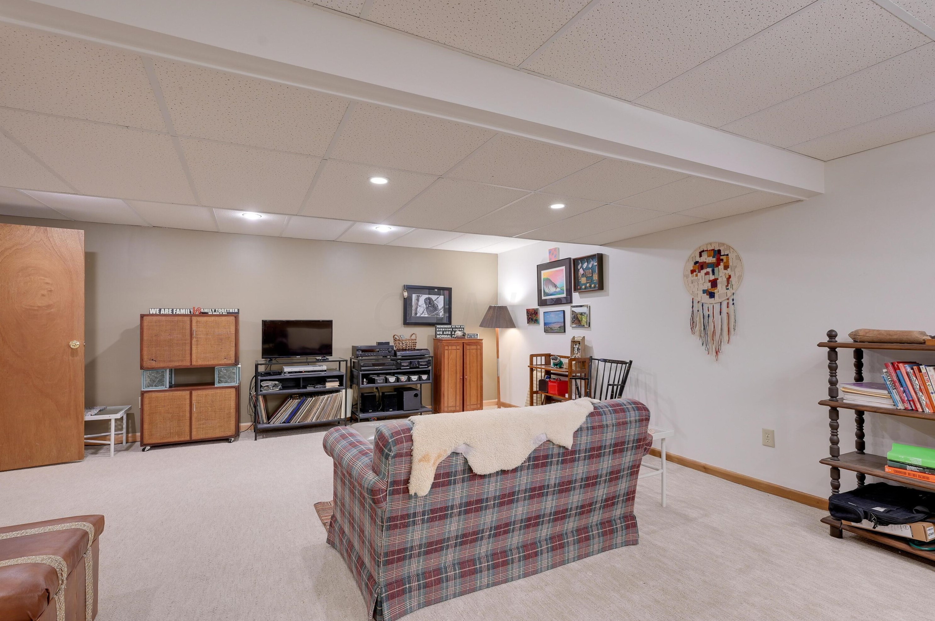 6286 Deeside Dr, Dublin OH  43017-9459 exterior