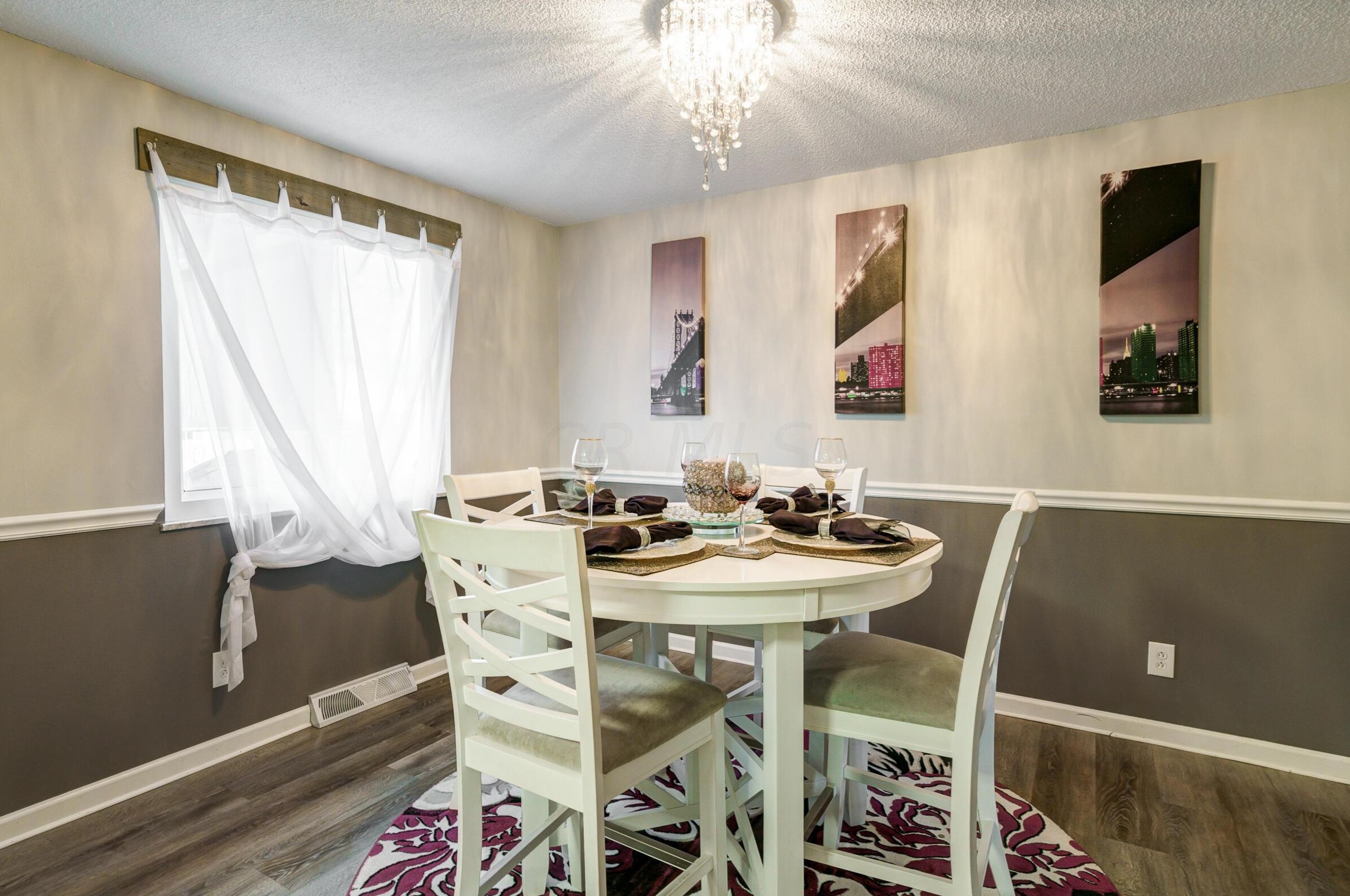 1373 Bolenhill Ave, Columbus OH  43229-1321 exterior