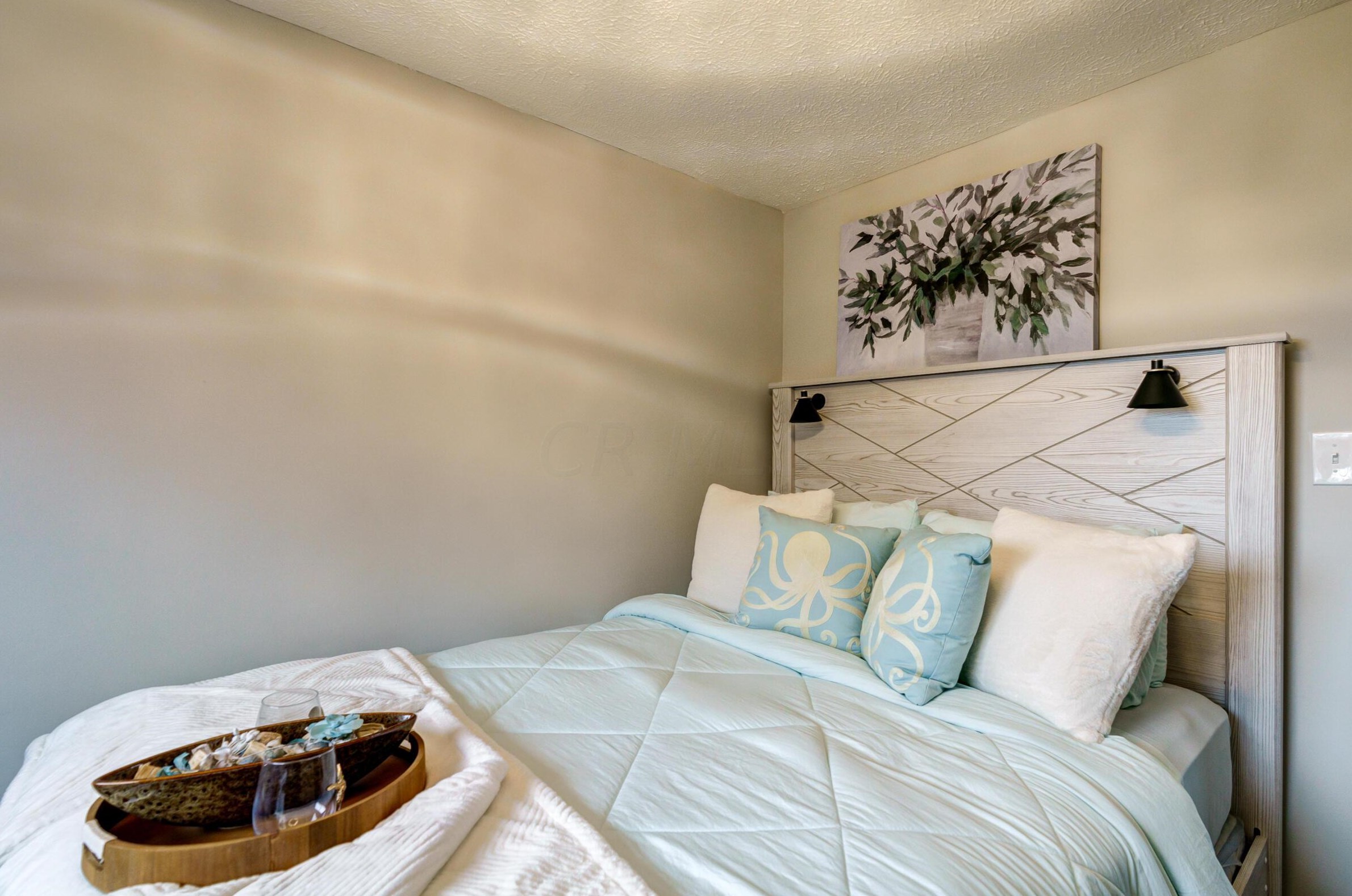 1373 Bolenhill Ave, Columbus OH  43229-1321 exterior