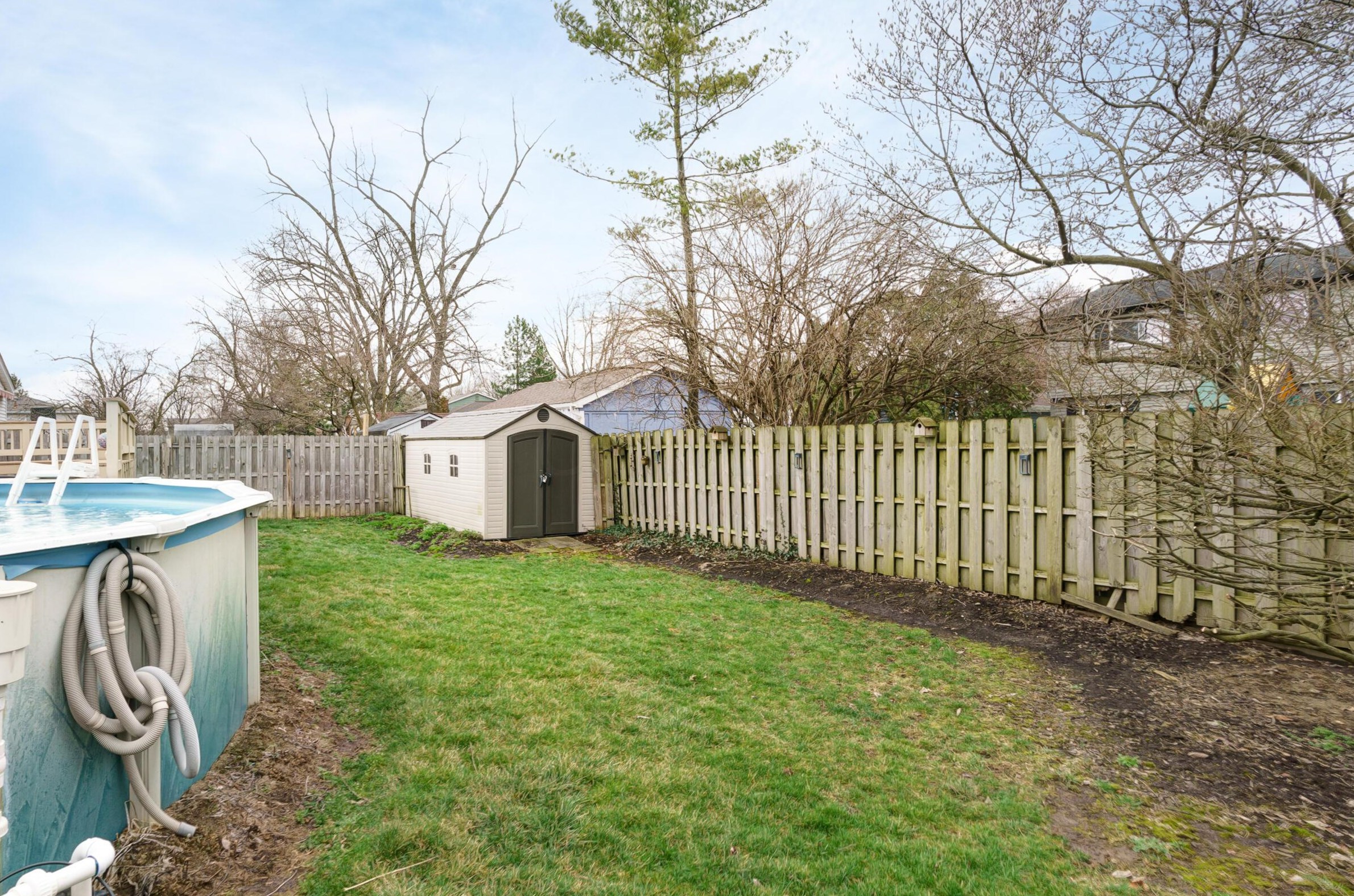 1373 Bolenhill Ave, Columbus OH  43229-1321 exterior