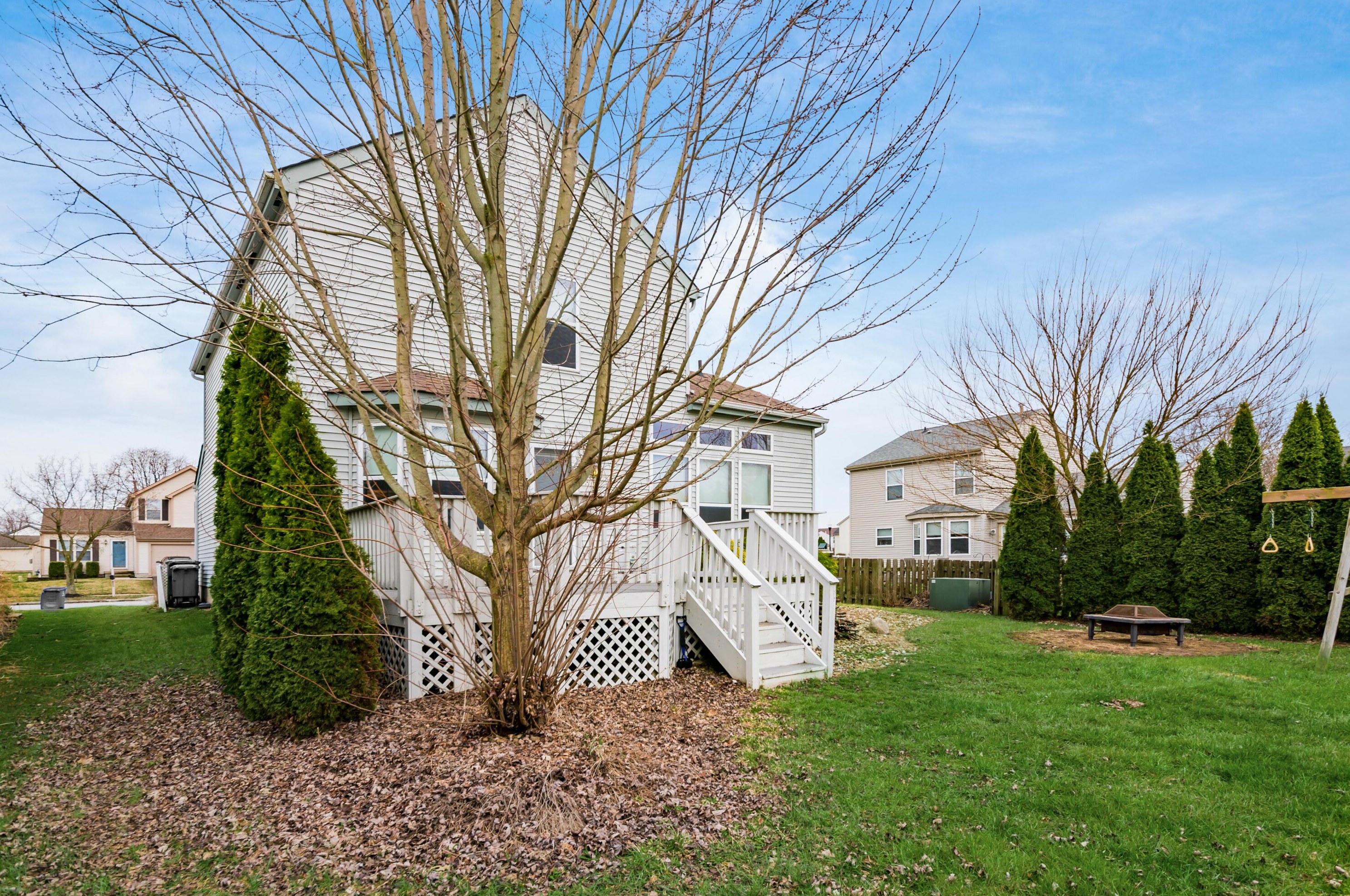 1233 Harley Run Dr, Blacklick OH  43004-9196 exterior