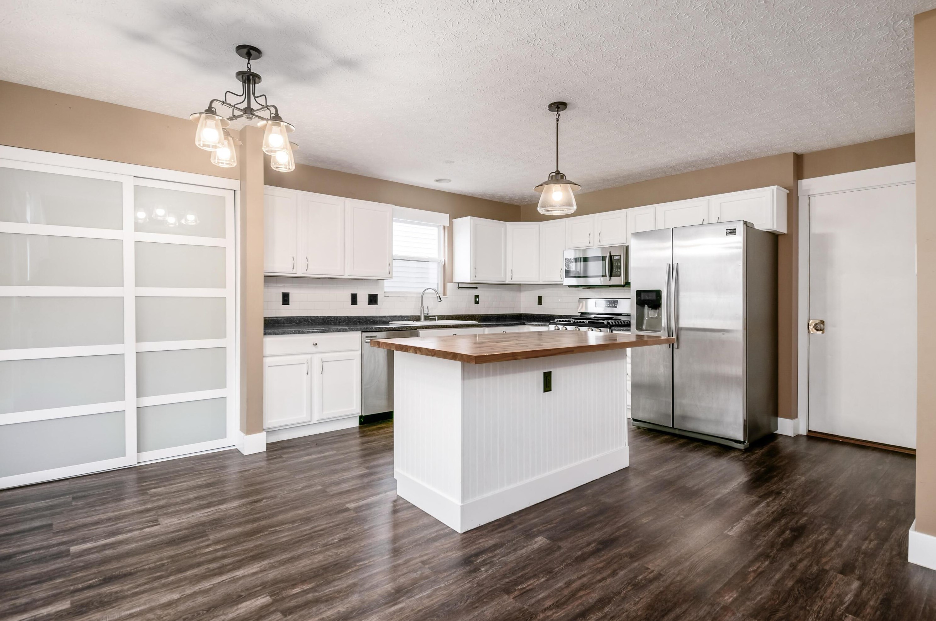 1233 Harley Run Dr, Blacklick OH  43004-9196 exterior