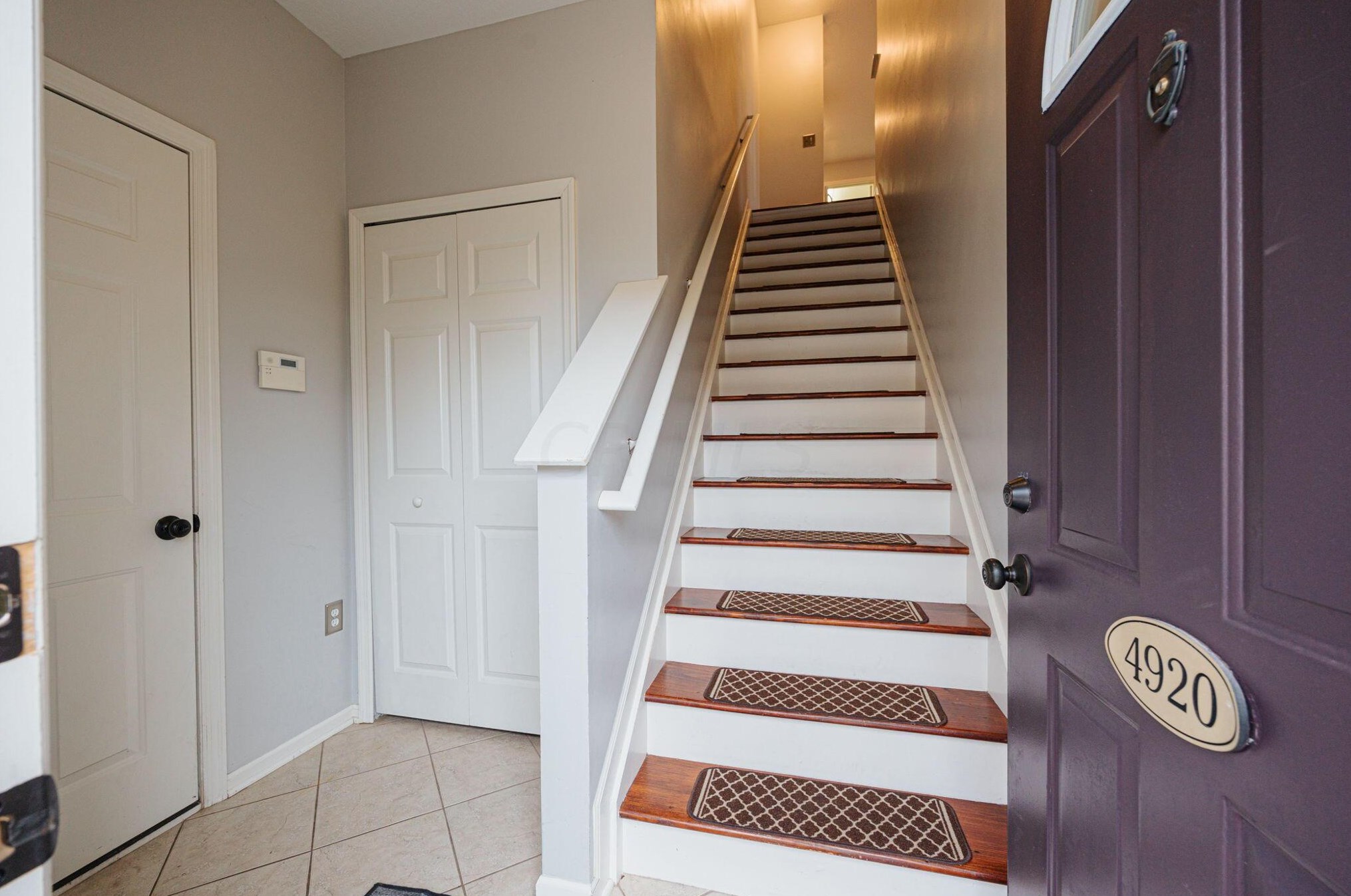 4920 Ivyvine Blvd, Dublin OH  43016-7170 exterior
