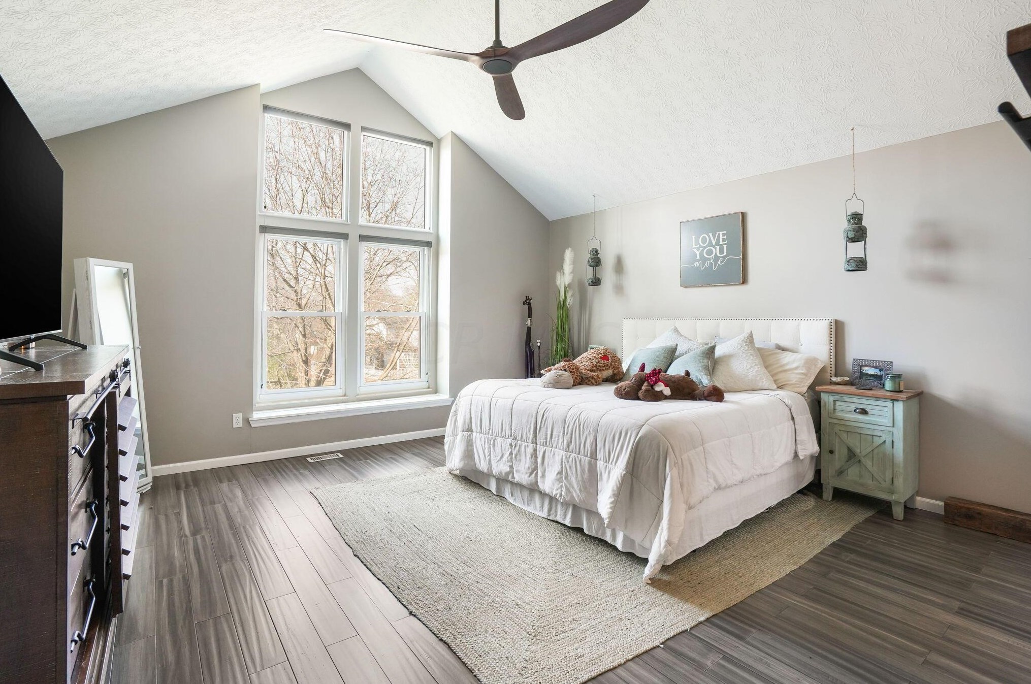 498 Helmbright Dr, Columbus OH  43230-4396 exterior