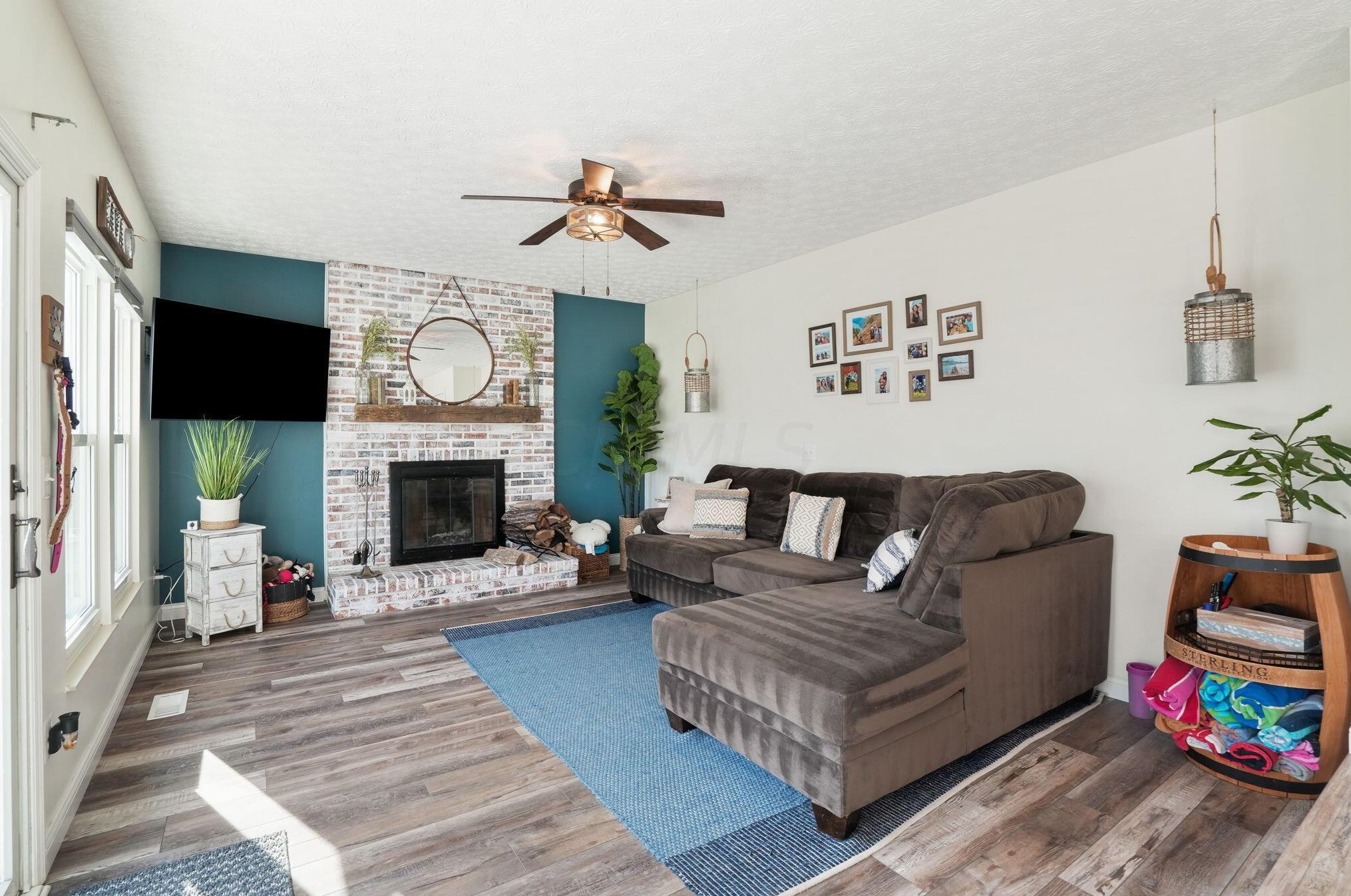 498 Helmbright Dr, Columbus OH  43230-4396 exterior