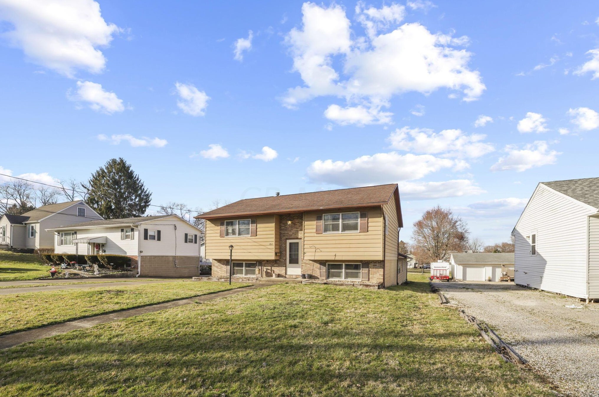 857 Hubert Ave, Lancaster OH  43130-4523 exterior