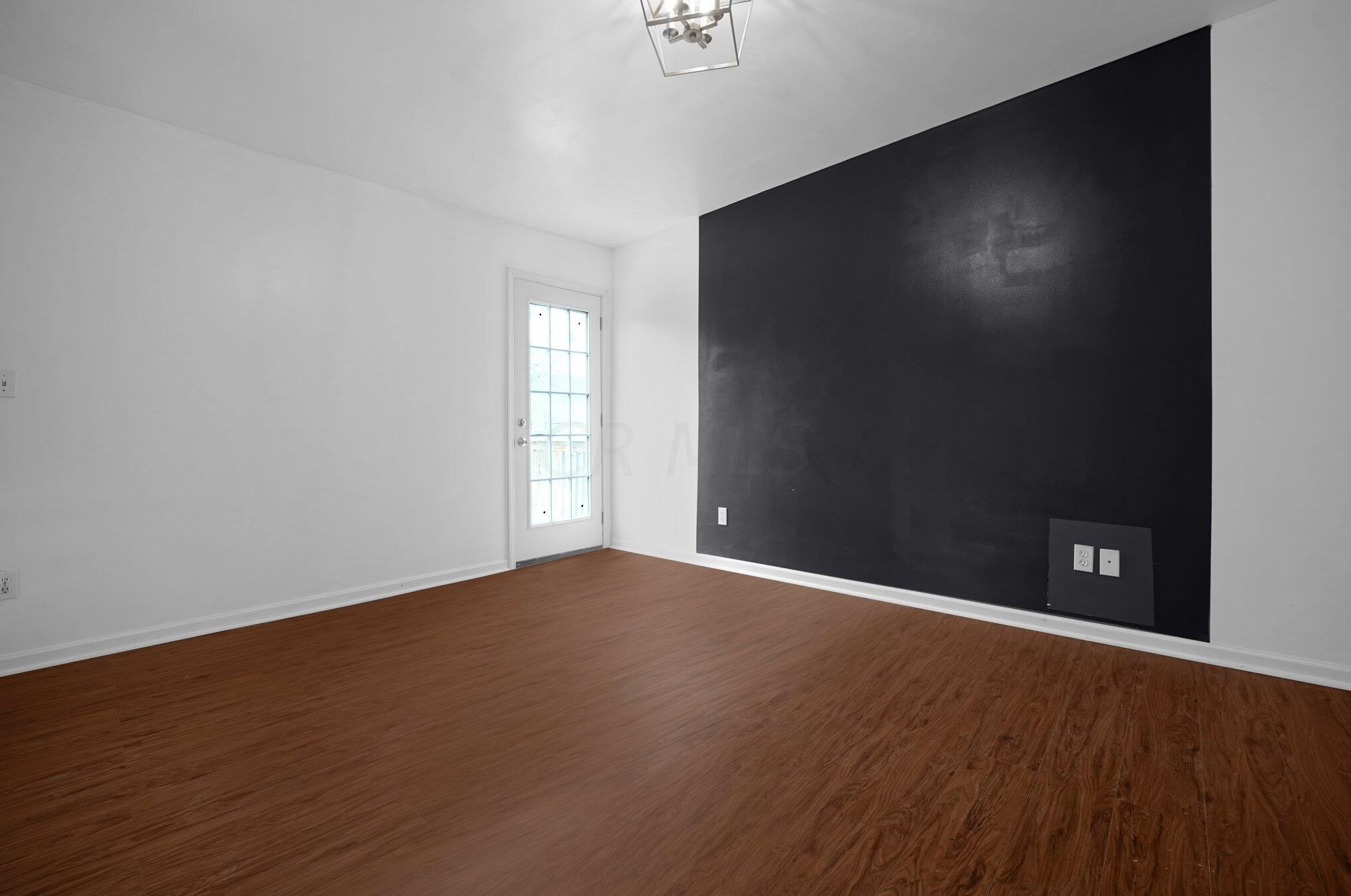 474 James Rd, Columbus OH  43230-3302 exterior