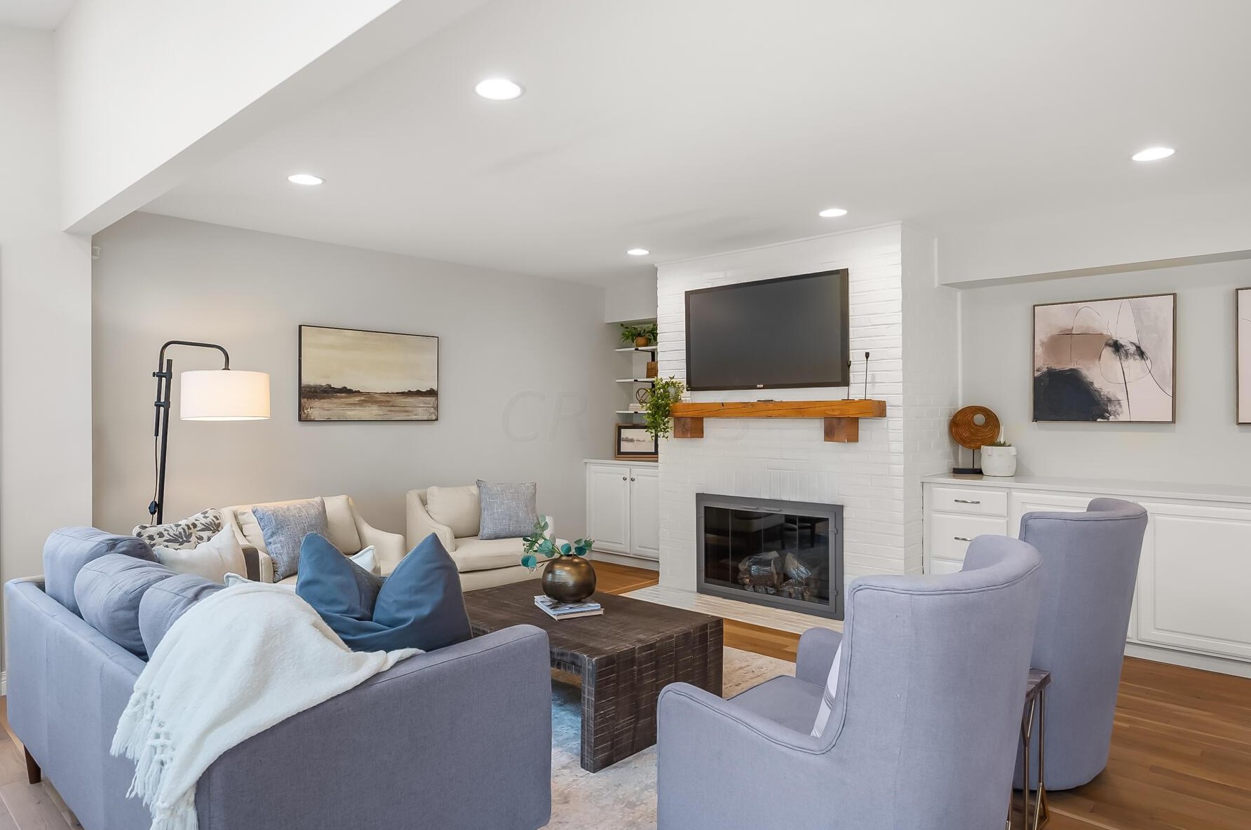 4162 Squires Ln, Columbus OH  43220-3949 exterior