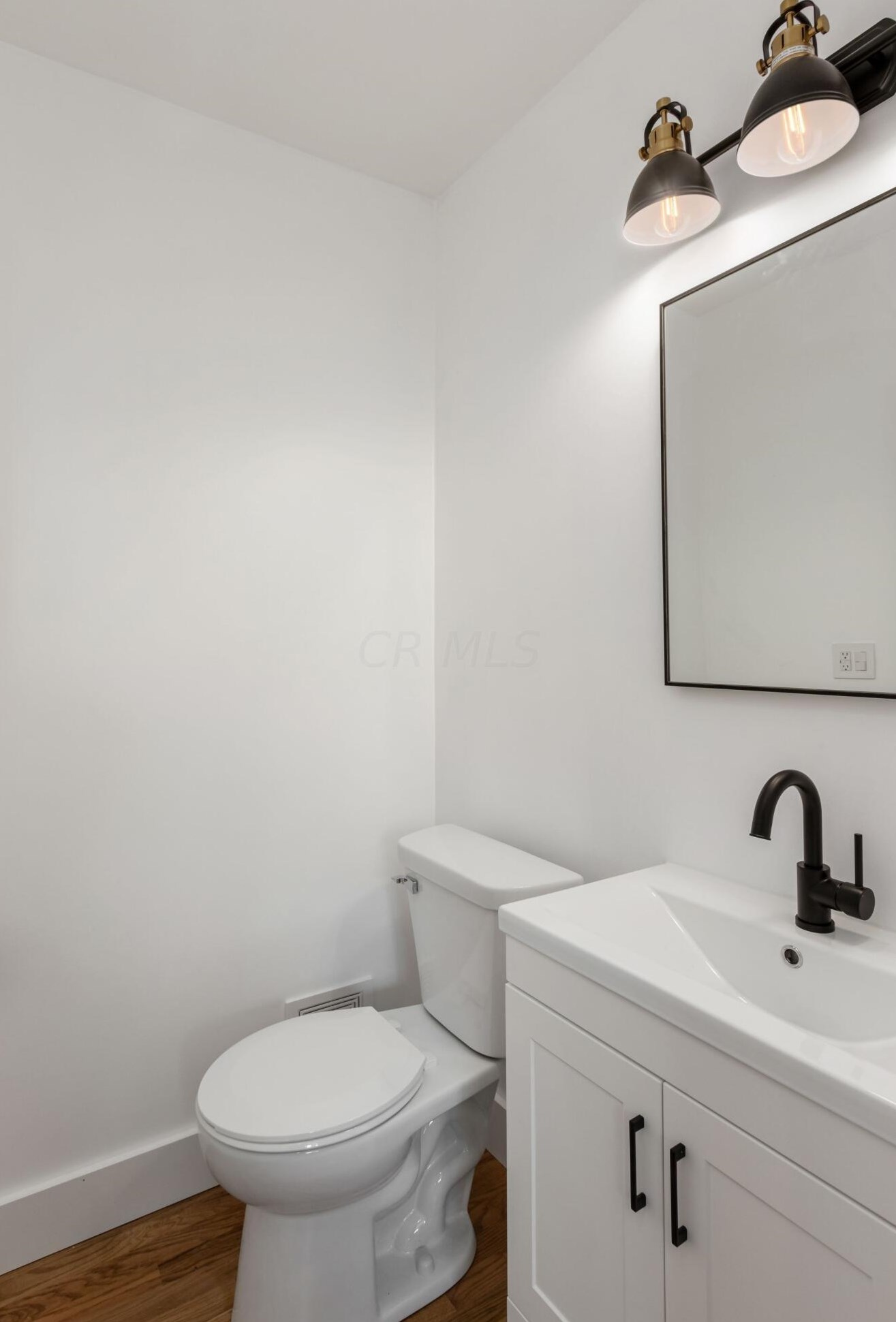 2871 Findley Ave, Columbus OH  43202-2319 exterior