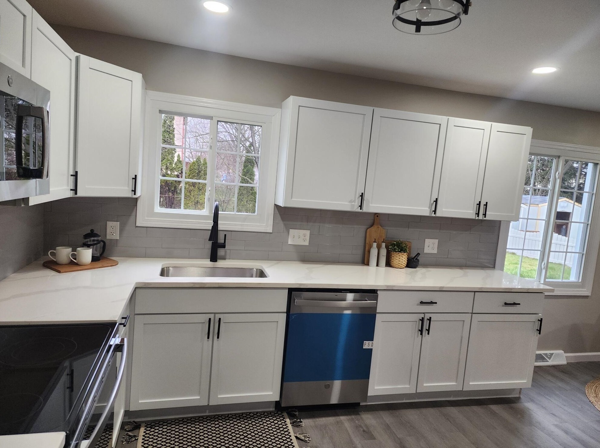 6135 Sharon Woods Blvd, Columbus OH  43229-2111 exterior