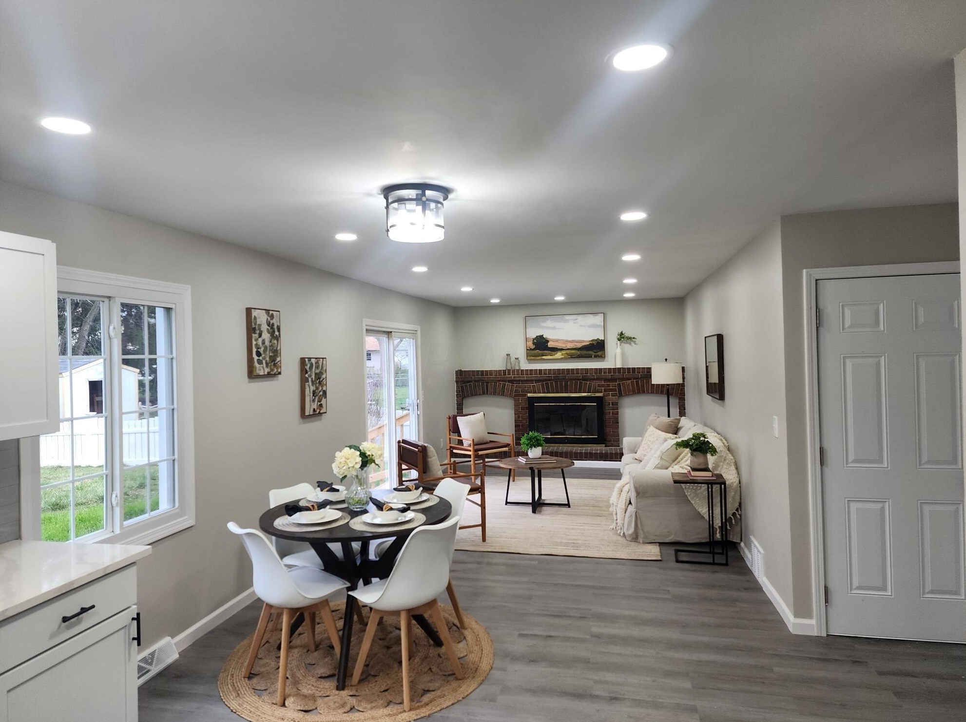 6135 Sharon Woods Blvd, Columbus OH  43229-2111 exterior