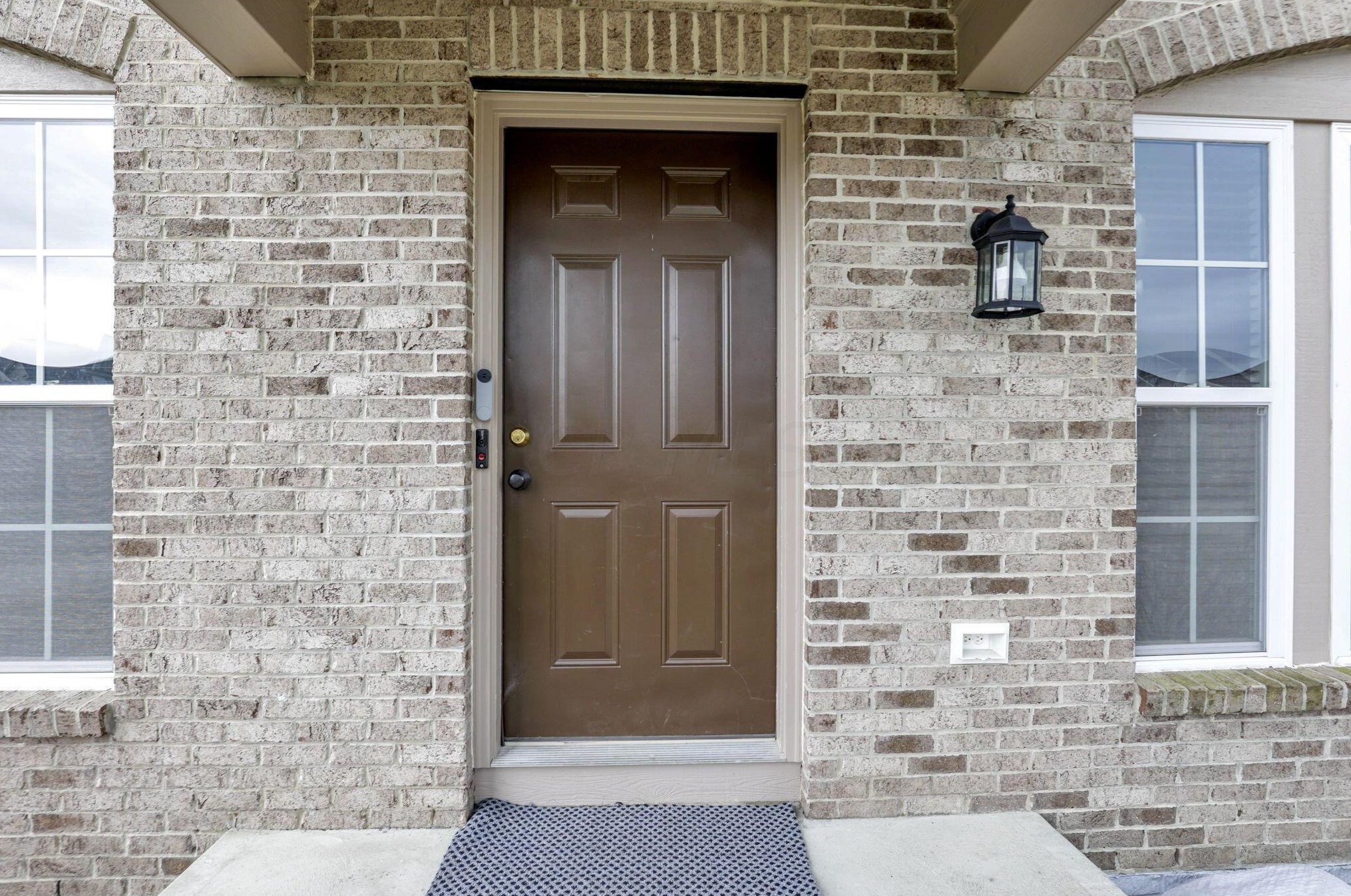 1571 Morrison Farms Dr, Blacklick OH  43004-9091 exterior